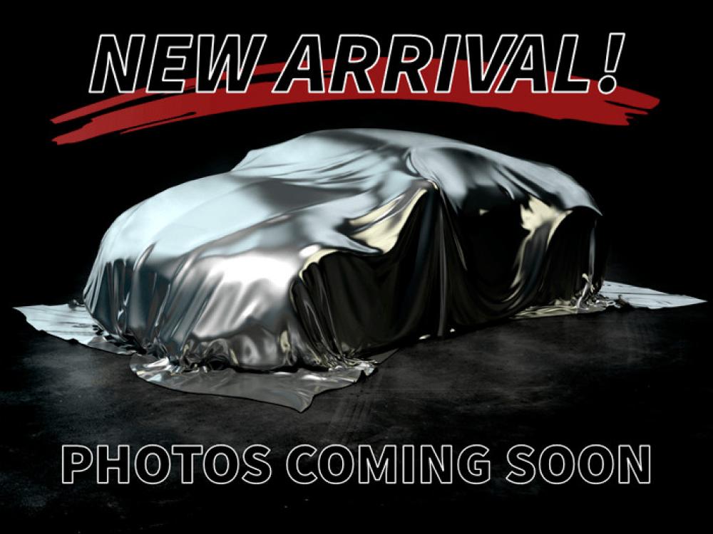 2012 White /Black Chrysler Town & Country Touring (2C4RC1BGXCR) with an 3.6L V6 DOHC 24V engine, 6-Speed Automatic transmission, located at 577 Chester Pike, Prospect Park, PA, 19076, (610) 237-1015, 39.886154, -75.302338 - Photo #0
