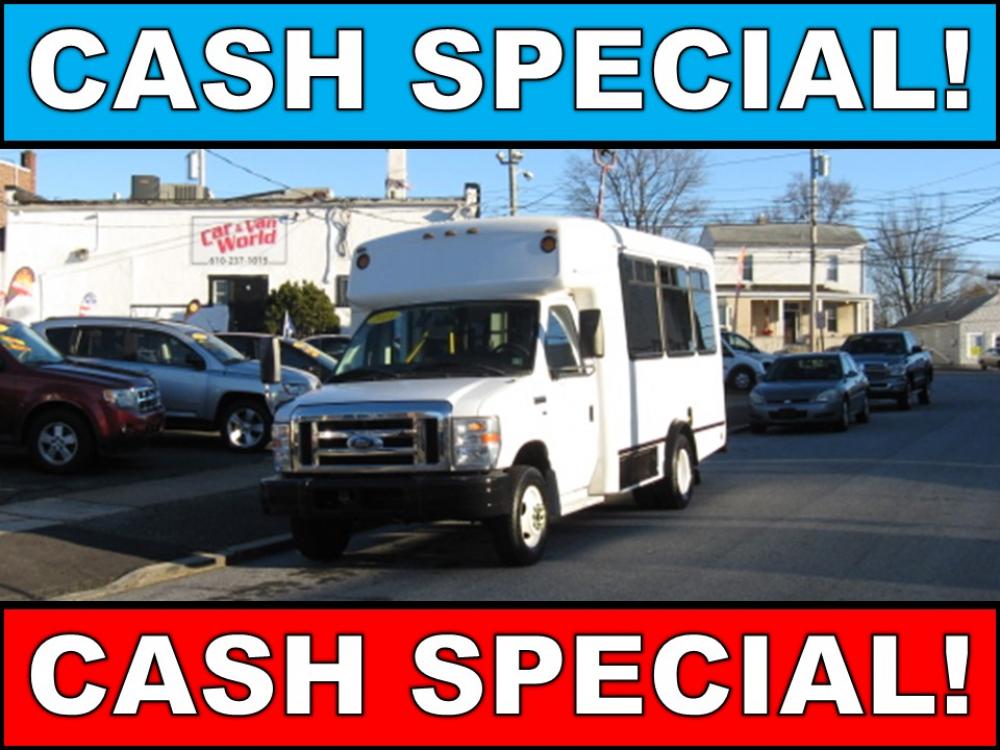 2013 White /Gray Ford Econoline E350 (1FDEE3FL2DD) with an 5.4L V8 SOHC 16V FFV engine, Automatic transmission, located at 577 Chester Pike, Prospect Park, PA, 19076, (610) 237-1015, 39.886154, -75.302338 - Photo #0