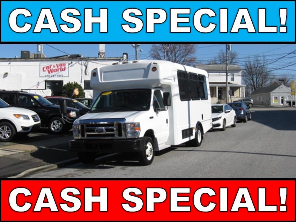 2016 White /Gray Ford Econoline E450 (1FDFE4FS2GD) with an 6.8L V10 SOHC 20V engine, Automatic transmission, located at 577 Chester Pike, Prospect Park, PA, 19076, (610) 237-1015, 39.886154, -75.302338 - Photo #0