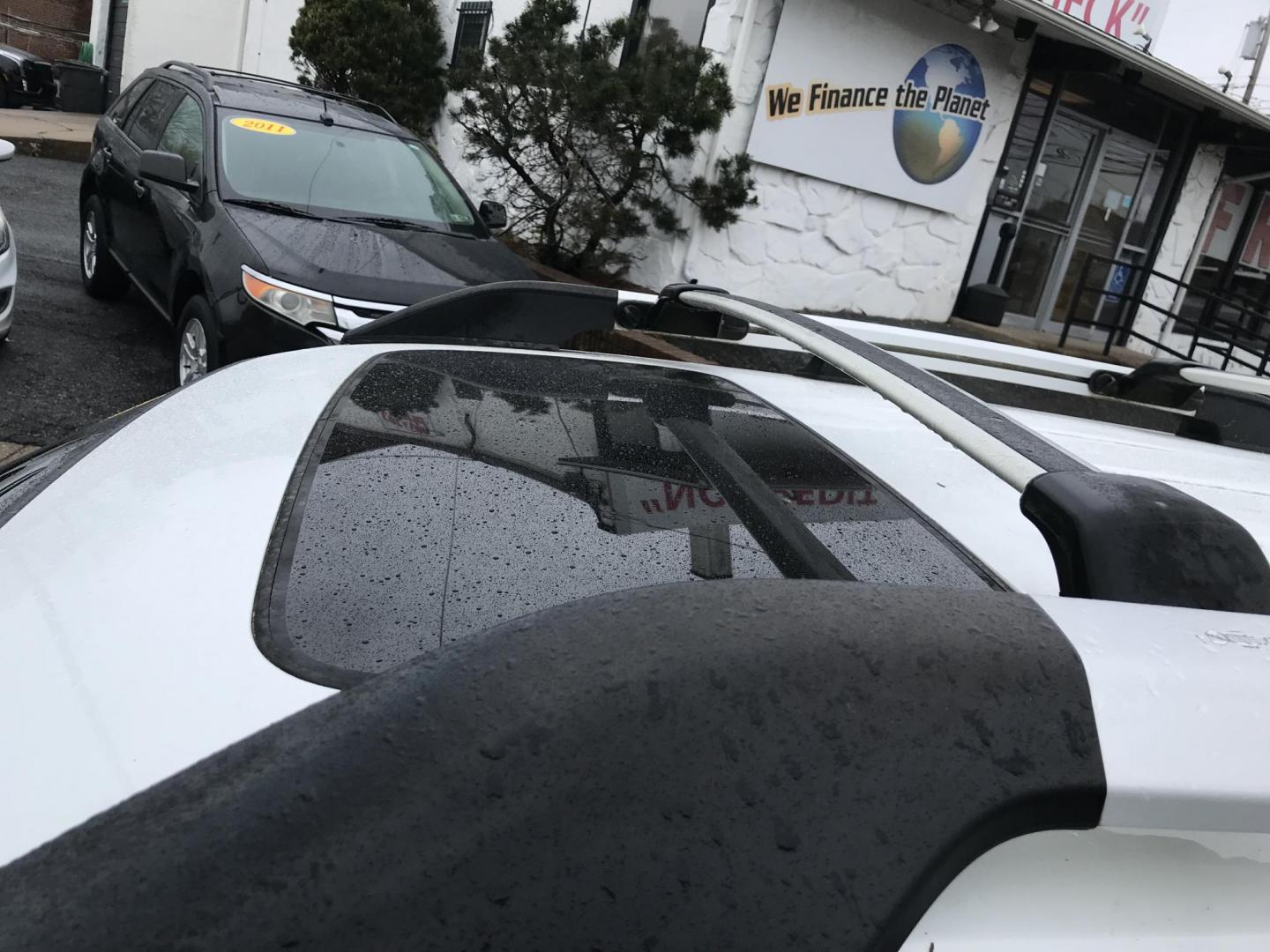 2008 White Honda Ridgeline RTL (2HJYK16518H) with an 3.5L V6 SOHC 24V engine, 5-Speed Automatic Overdrive transmission, located at 577 Chester Pike, Prospect Park, PA, 19076, (610) 237-1015, 39.886154, -75.302338 - 08 Honda Ridgeline: Sunroof, 4x4, new PA inspection, navigation system, trailer hitch, leather seats, runs EXCELLENT! - Photo#14