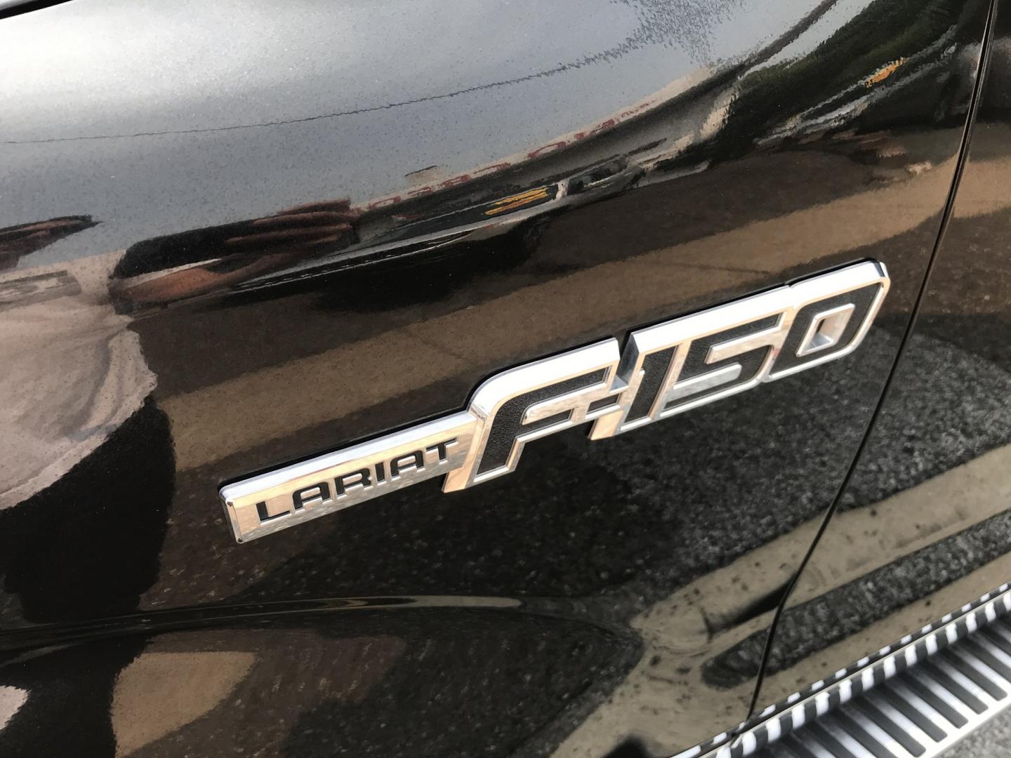 2012 Black /Black Ford F-150 Lariat SuperCab 6.5-ft. Bed 4WD (1FTFX1EF6CF) with an 5.0L V8 engine, 6-Speed Automatic transmission, located at 577 Chester Pike, Prospect Park, PA, 19076, (610) 237-1015, 39.886154, -75.302338 - 2012 Ford F150 SuperCab Lariat: New PA inspection, 4x4, navigation system, backup camera, runs EXCELLENT! This vehicle comes inspected and has been given a bumper to bumper safety check. It is very clean, reliable, and well maintained. We offer a unique pay plan that is known for being the easies- Photo#4