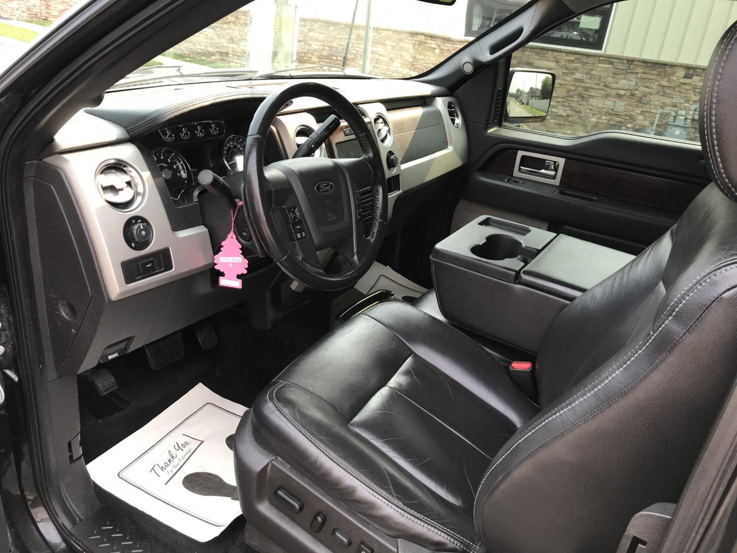 2012 Black /Black Ford F-150 Lariat SuperCab 6.5-ft. Bed 4WD (1FTFX1EF6CF) with an 5.0L V8 engine, 6-Speed Automatic transmission, located at 577 Chester Pike, Prospect Park, PA, 19076, (610) 237-1015, 39.886154, -75.302338 - 2012 Ford F150 SuperCab Lariat: New PA inspection, 4x4, navigation system, backup camera, runs EXCELLENT! This vehicle comes inspected and has been given a bumper to bumper safety check. It is very clean, reliable, and well maintained. We offer a unique pay plan that is known for being the easies- Photo#7
