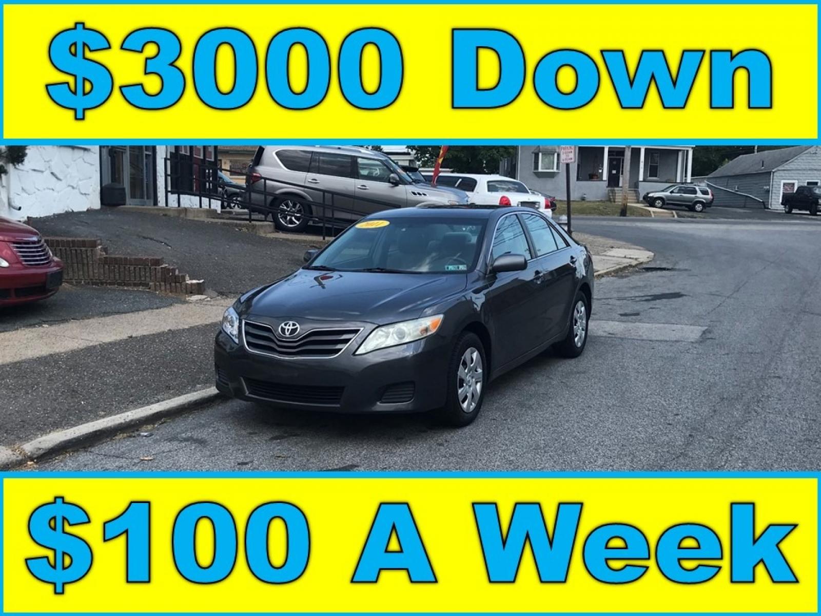 2011 Gray /Gray Toyota Camry SE (4T1BF3EK2BU) with an 2.5L L4 DOHC 16V engine, Automatic transmission, located at 577 Chester Pike, Prospect Park, PA, 19076, (610) 237-1015, 39.886154, -75.302338 - Photo #2