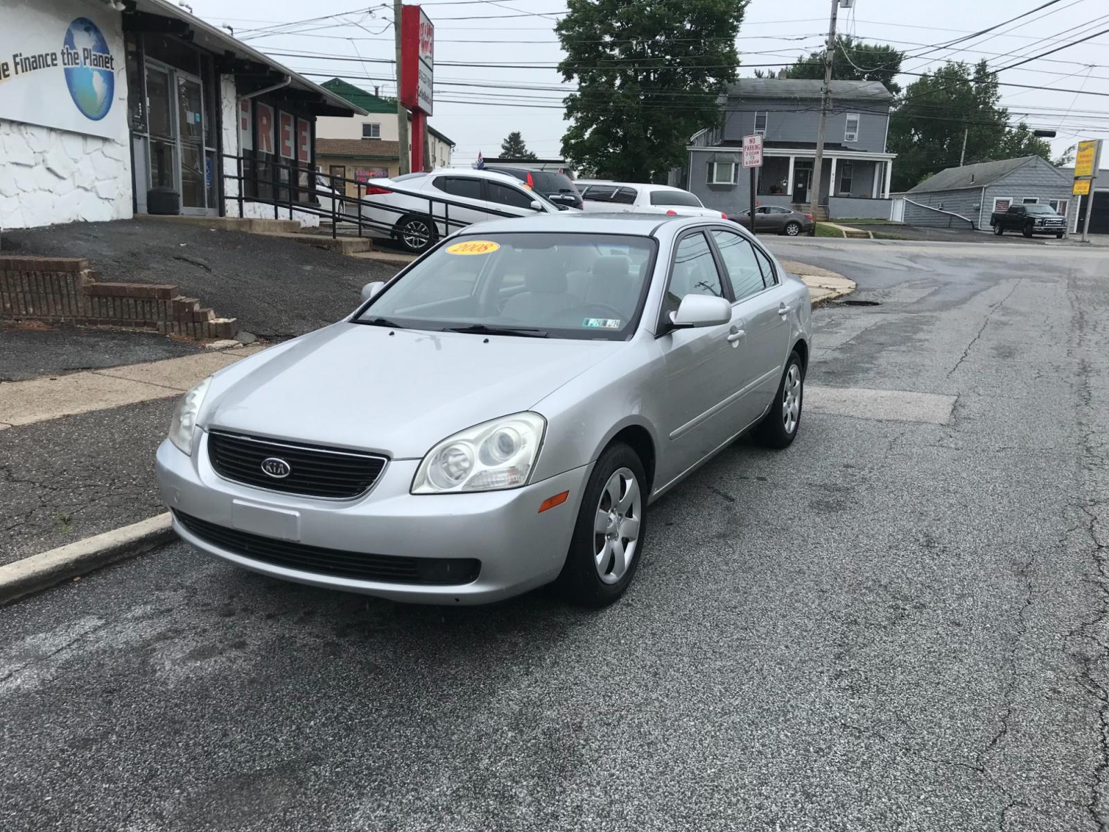 2008 Silver /Gray Kia Optima EX (KNAGE123685) with an 2.4L L4 DOHC 16V engine, 4-Speed Automatic Overdrive transmission, located at 577 Chester Pike, Prospect Park, PA, 19076, (610) 237-1015, 39.886154, -75.302338 - 08 Kia Optima EX: Only 92k miles, 6/24 PA inspection, SUPER clean, runs LIKE NEW! This vehicle comes inspected and has been given a bumper to bumper safety check. It is very clean, reliable, and well maintained. We offer a unique pay plan that is known for being the easiest and fastest financing - Photo #1