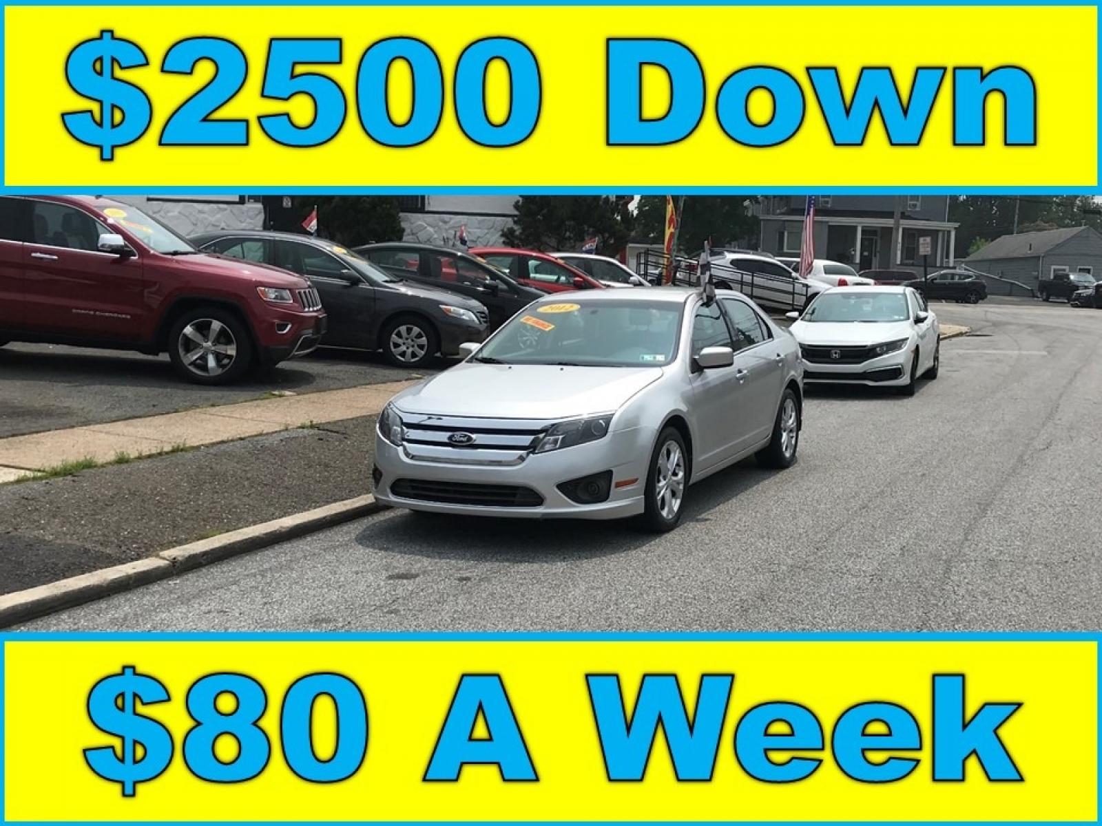 2012 Silver /Gray Ford Fusion SE (3FAHP0HA4CR) with an 2.5L L4 DOHC 16V engine, Automatic transmission, located at 577 Chester Pike, Prospect Park, PA, 19076, (610) 237-1015, 39.886154, -75.302338 - Photo #1