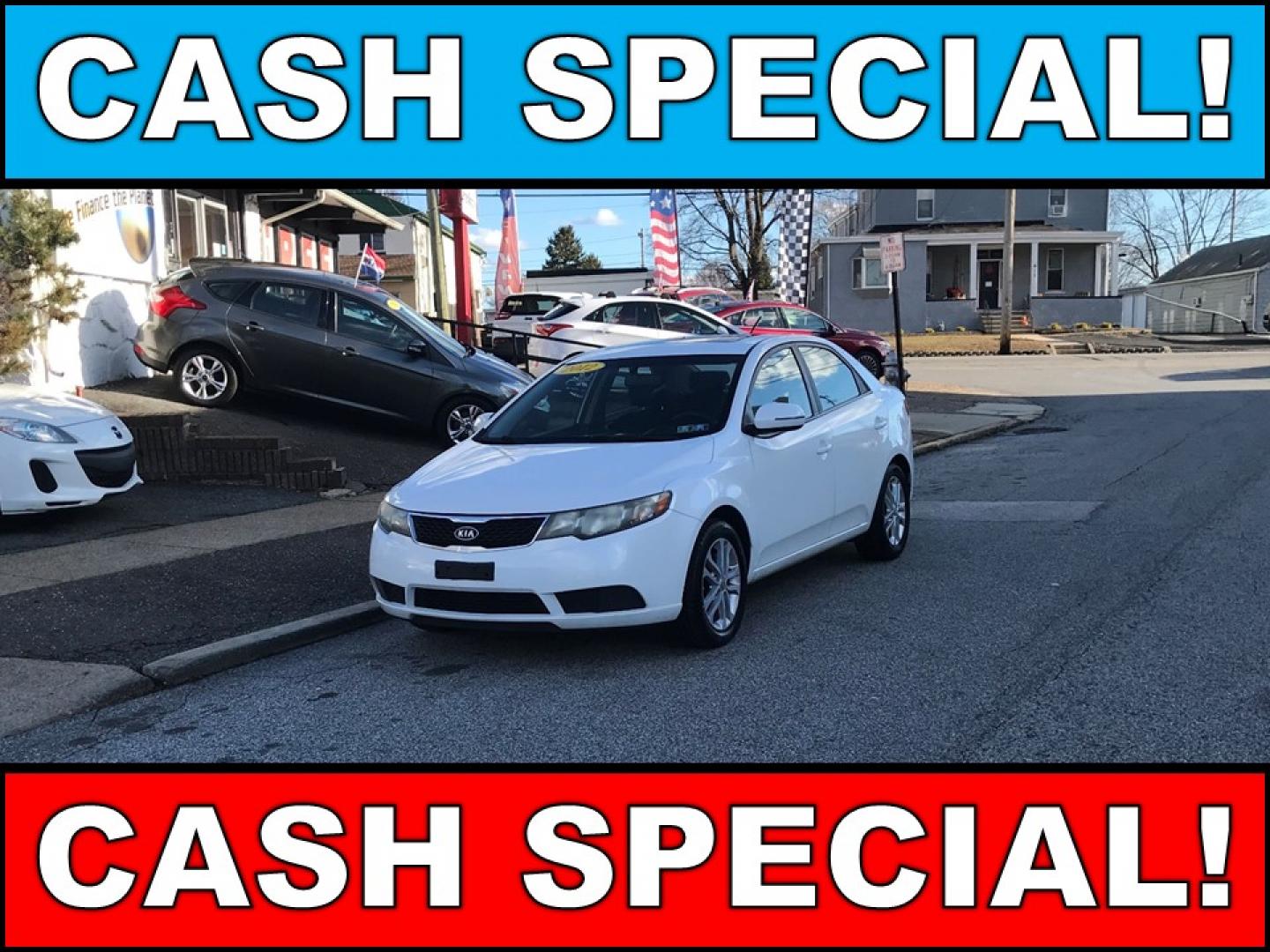 2012 White /Gray Kia Forte EX (KNAFU4A2XC5) with an 2.0L L4 DOHC 16V engine, Automatic transmission, located at 577 Chester Pike, Prospect Park, PA, 19076, (610) 237-1015, 39.886154, -75.302338 - 12 Kia Forte EX: Sunroof, new PA inspection, great on gas, runs LIKE NEW! - Photo#0
