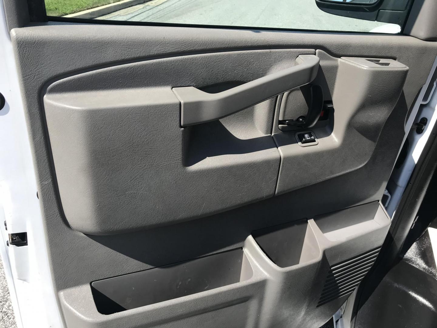 2017 White /Gray Chevrolet Express 2500 Cargo (1GCWGAFF2H1) with an 4.8L V8 FFV engine, 6A transmission, located at 577 Chester Pike, Prospect Park, PA, 19076, (610) 237-1015, 39.886154, -75.302338 - 17 Chevy Express 2500 Cargo Van: power locks and windows, partition, new PA inspection, FLEET SERVICED VAN, runs LIKE NEW! This vehicle comes inspected and has been given a bumper to bumper safety check. It is very clean, reliable, and well maintained. We offer a unique pay plan that is known for - Photo#9