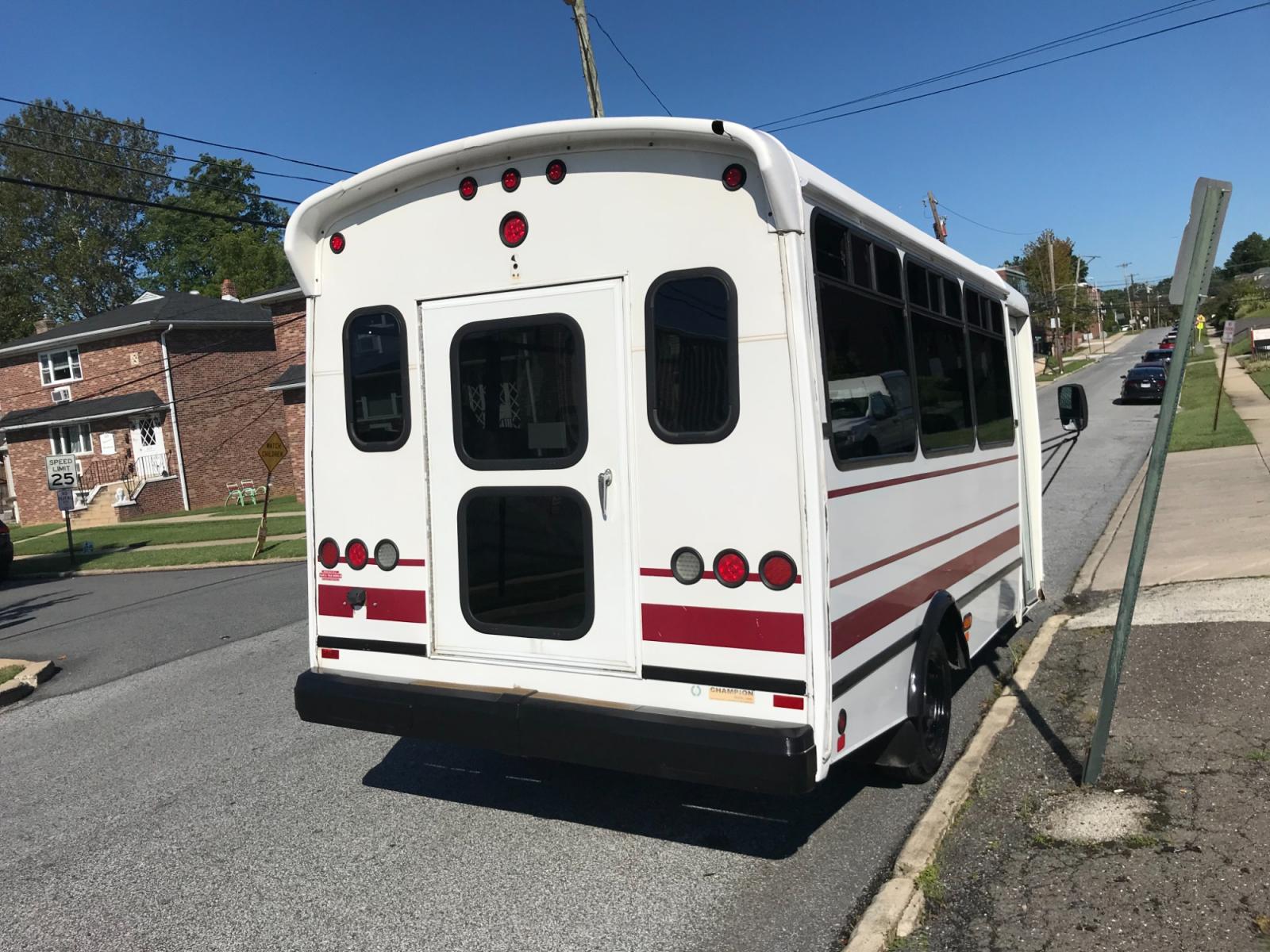 2012 White /Gray Chevrolet Express 3500 BUS (1GB3G3BLXC1) with an 6.6L engine, Automatic transmission, located at 577 Chester Pike, Prospect Park, PA, 19076, (610) 237-1015, 39.886154, -75.302338 - Photo #4