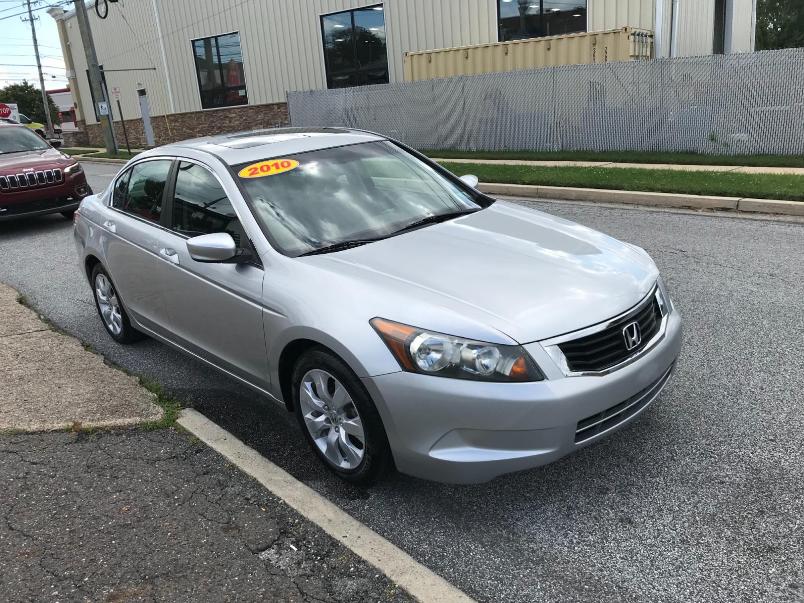 2010 Silver /Gray Honda Accord EX Sedan AT (1HGCP2F76AA) with an 2.4L L4 DOHC 16V engine, 5-Speed Automatic transmission, located at 577 Chester Pike, Prospect Park, PA, 19076, (610) 237-1015, 39.886154, -75.302338 - Photo #3