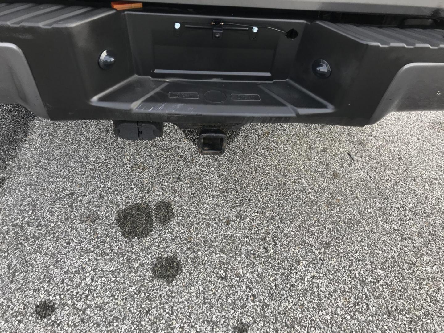 2011 Gray /Gray Ford F-150 FX4 SuperCab 6.5-ft. Bed 4WD (1FTEX1EM8BF) with an 3.7L V6 DOHC 24V engine, 4-Speed Automatic transmission, located at 577 Chester Pike, Prospect Park, PA, 19076, (610) 237-1015, 39.886154, -75.302338 - Photo#6