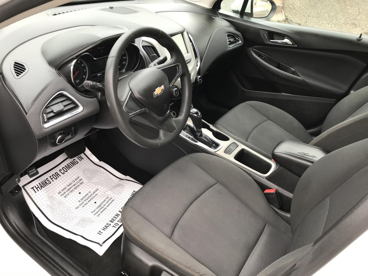 2018 White /Gray Chevrolet Cruze LS Auto (1G1BC5SM9J7) with an 1.4L L4 DOHC 16V TURBO engine, 6A transmission, located at 577 Chester Pike, Prospect Park, PA, 19076, (610) 237-1015, 39.886154, -75.302338 - 18 Chevy Cruze: Backup camera, great on gas, engine and transmission are strong, runs EXCELLENT! *Has a check engine light and needs inspection*- Photo#4