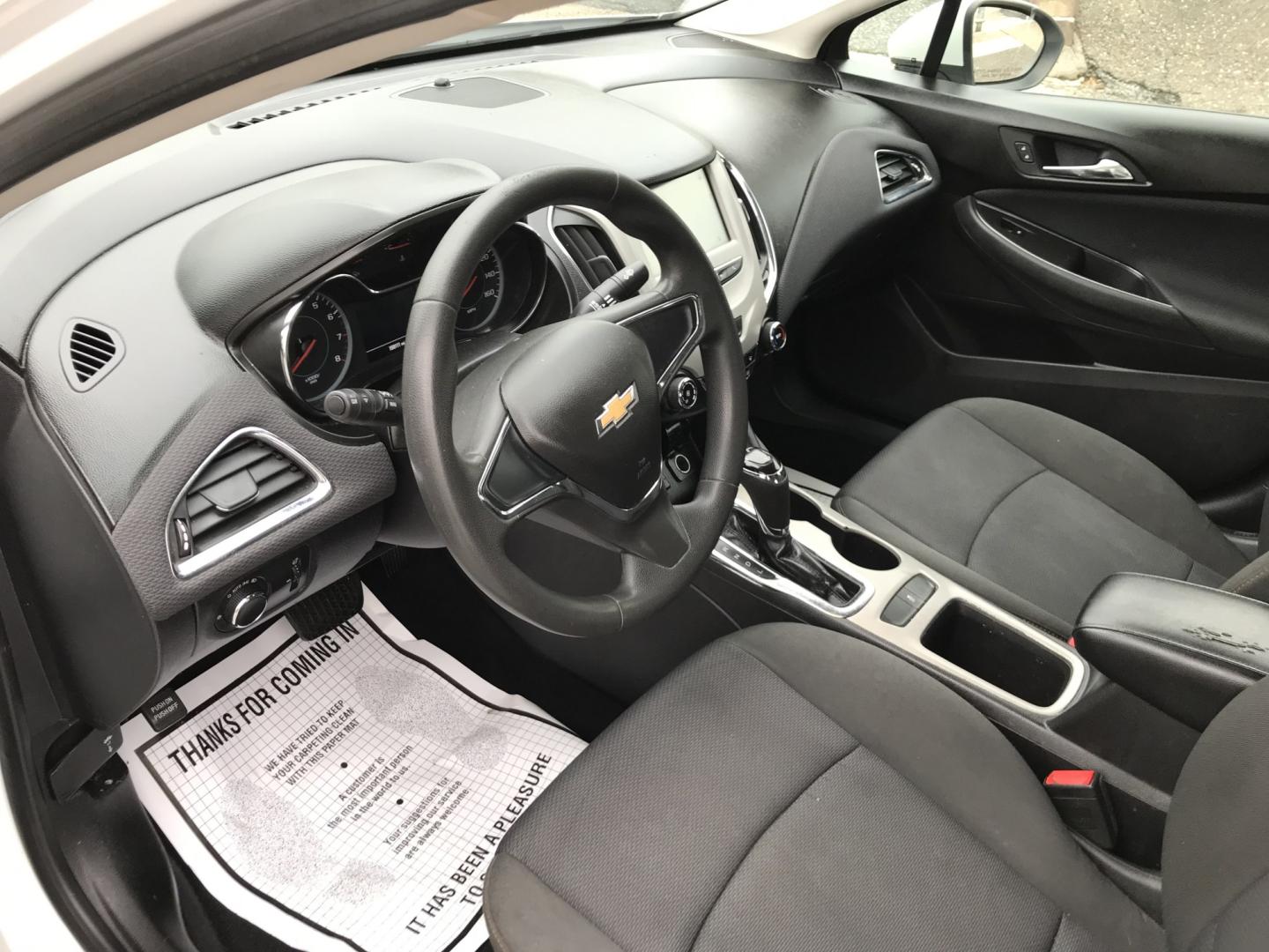 2018 White /Gray Chevrolet Cruze LS Auto (1G1BC5SM9J7) with an 1.4L L4 DOHC 16V TURBO engine, 6A transmission, located at 577 Chester Pike, Prospect Park, PA, 19076, (610) 237-1015, 39.886154, -75.302338 - 18 Chevy Cruze: Backup camera, great on gas, engine and transmission are strong, runs EXCELLENT! *Has a check engine light and needs inspection*- Photo#7