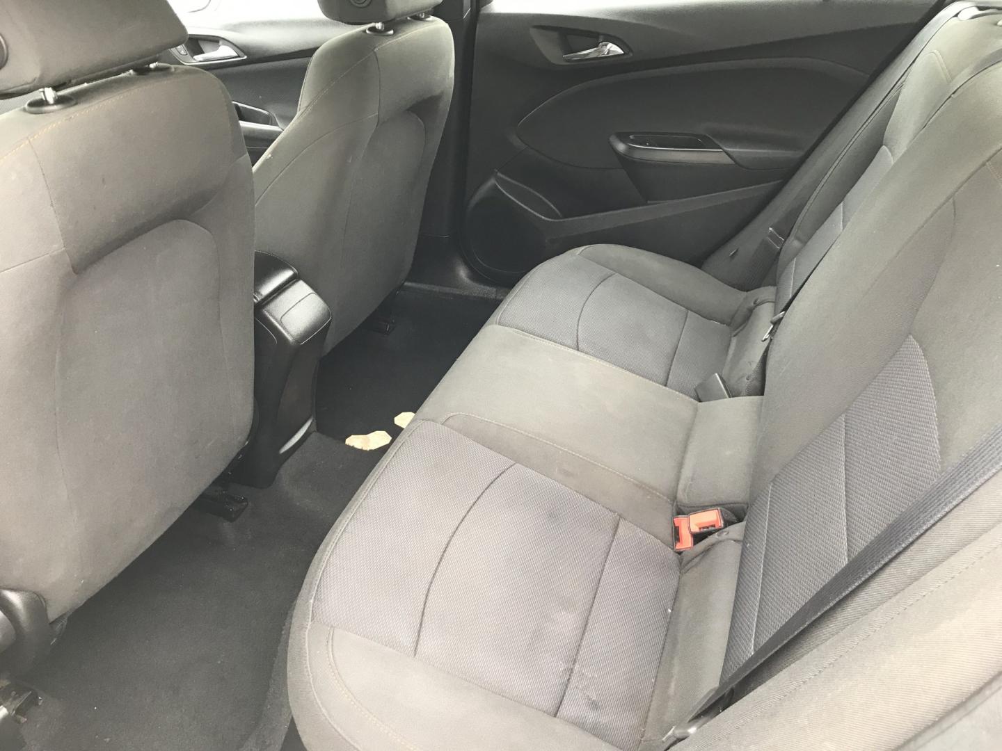 2018 White /Gray Chevrolet Cruze LS Auto (1G1BC5SM9J7) with an 1.4L L4 DOHC 16V TURBO engine, 6A transmission, located at 577 Chester Pike, Prospect Park, PA, 19076, (610) 237-1015, 39.886154, -75.302338 - 18 Chevy Cruze: Backup camera, great on gas, engine and transmission are strong, runs EXCELLENT! *Has a check engine light and needs inspection*- Photo#13