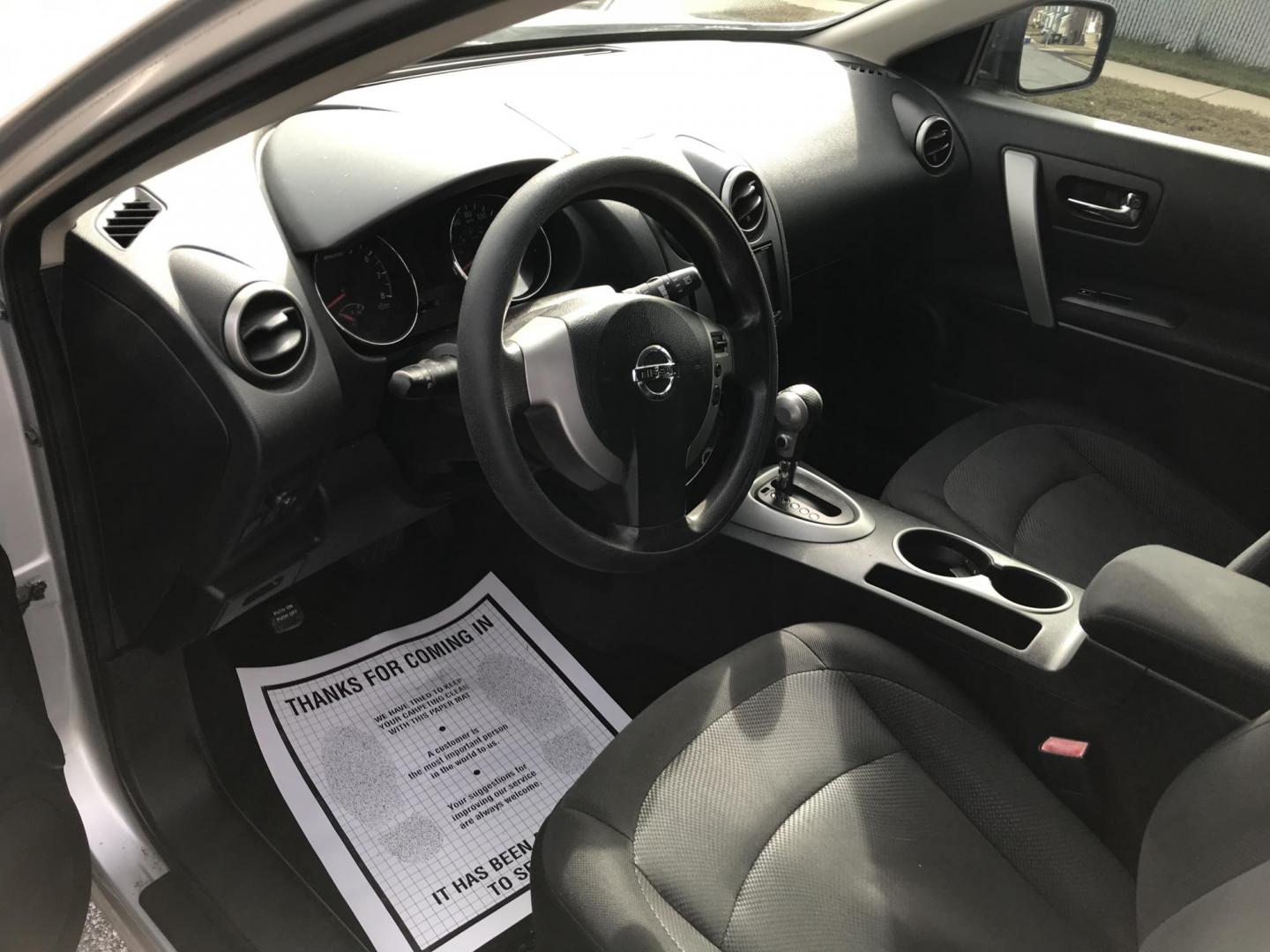 2011 Silver /Gray Nissan Rogue S (JN8AS5MV2BW) with an 2.5 V4 engine, Automatic transmission, located at 577 Chester Pike, Prospect Park, PA, 19076, (610) 237-1015, 39.886154, -75.302338 - 11 Nissan Rogue: Only 133k miles, nice radio, all wheel drive, new PA inspection, runs LIKE NEW! This vehicle comes inspected and has been given a bumper to bumper safety check. It is very clean, reliable, and well maintained. We offer a unique pay plan that is known for being the easiest and fas - Photo#10