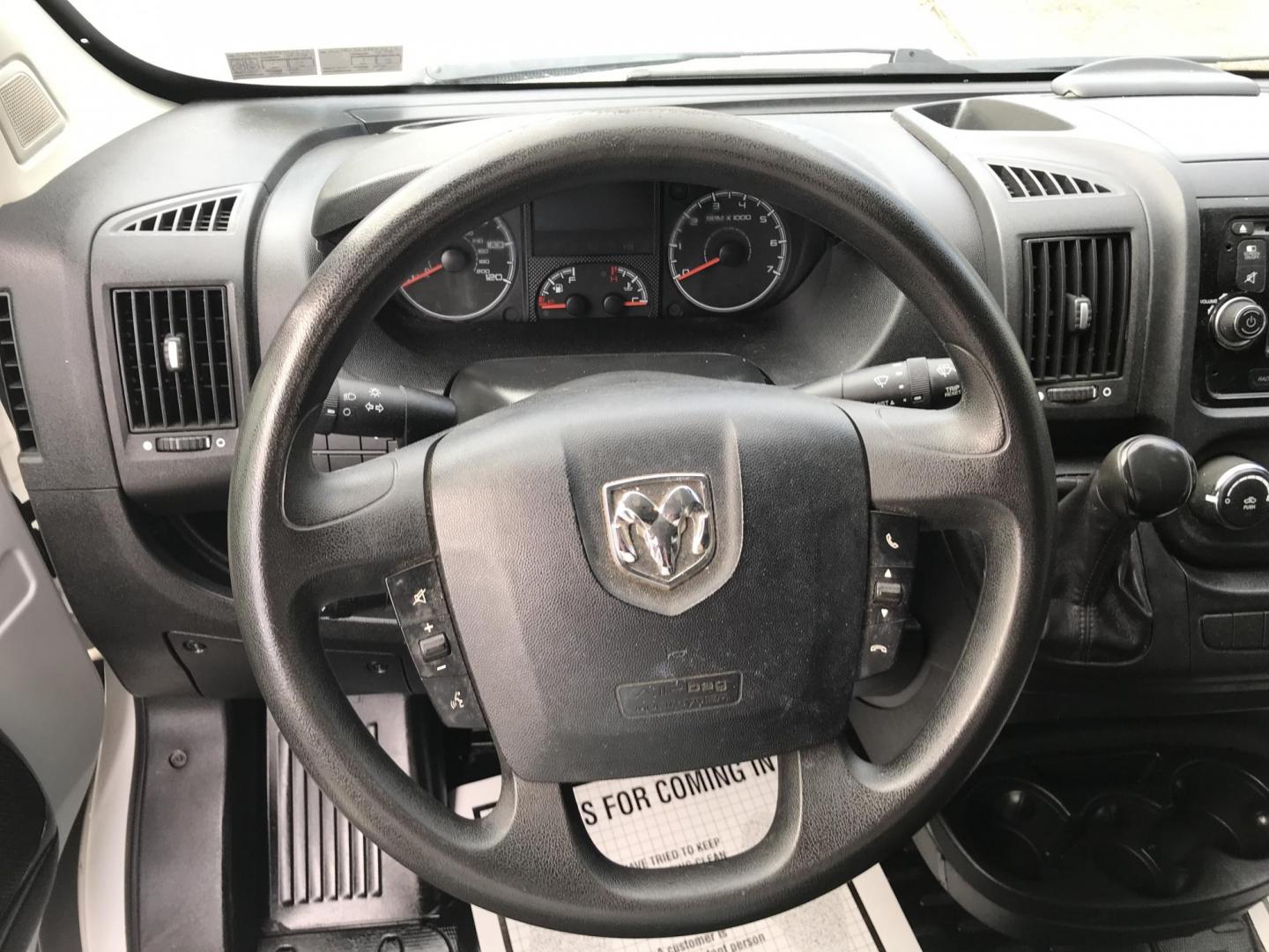 2015 White /Gray RAM Promaster 2500 (3C6TRVDG5FE) with an 3.6 V6 engine, Automatic transmission, located at 577 Chester Pike, Prospect Park, PA, 19076, (610) 237-1015, 39.886154, -75.302338 - Photo#11