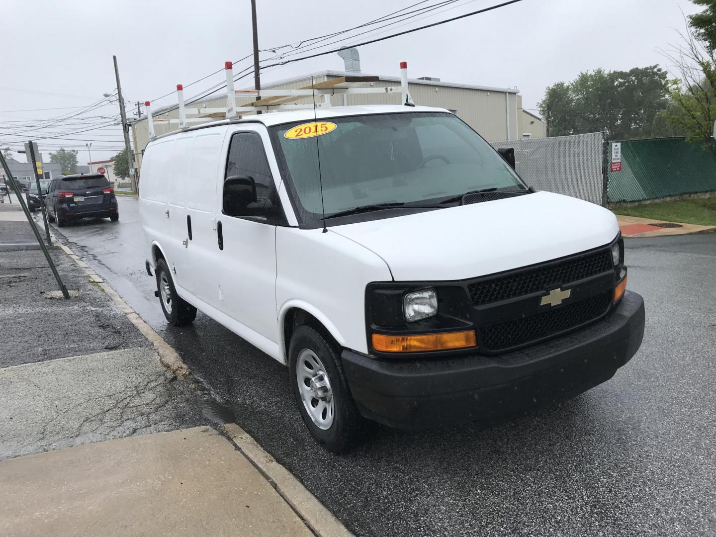 2013 White /Gray Chevrolet Express 1500 (1GCSGAFX2D1) with an 4.3 V6 engine, Automatic transmission, located at 577 Chester Pike, Prospect Park, PA, 19076, (610) 237-1015, 39.886154, -75.302338 - Photo#3