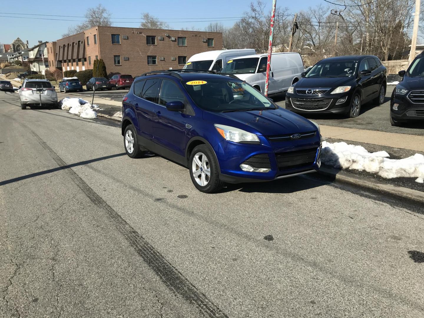 2014 Blue /Gray Ford Escape SE (1FMCU9G94EU) with an 2.0 V4 engine, Automatic transmission, located at 577 Chester Pike, Prospect Park, PA, 19076, (610) 237-1015, 39.886154, -75.302338 - Photo#1