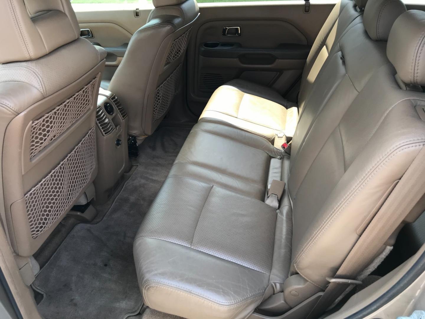 2003 Gold /Tan Honda Pilot EXL (2HKYF18553H) with an 3.5 V6 engine, Automatic transmission, located at 577 Chester Pike, Prospect Park, PA, 19076, (610) 237-1015, 39.886154, -75.302338 - 2003 Honda Pilot EXL: 3rd row seating, 4x4, SUPER CLEAN, runs LIKE NEW! *Vehicle sold as-is* - Photo#16