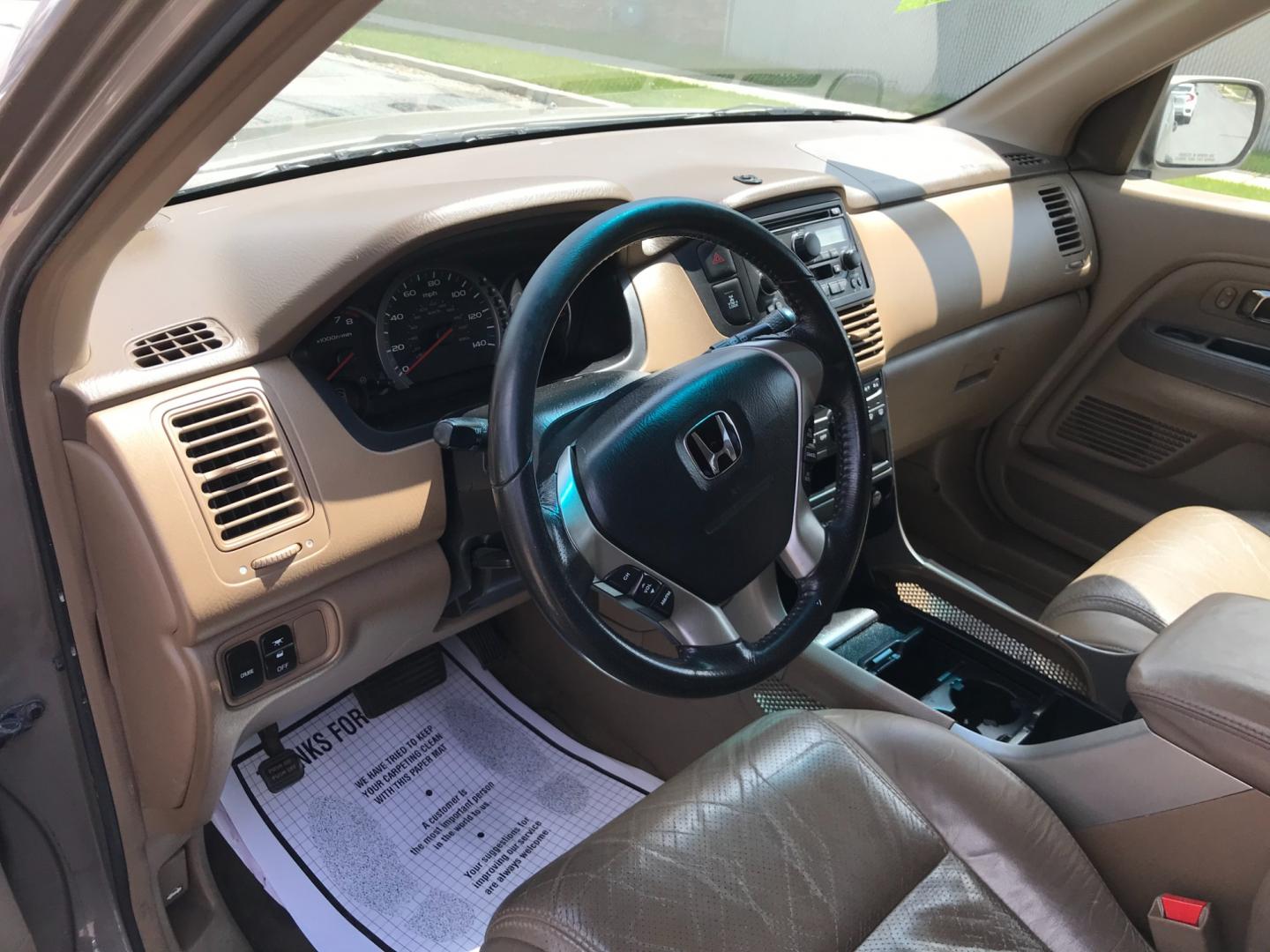 2003 Gold /Tan Honda Pilot EXL (2HKYF18553H) with an 3.5 V6 engine, Automatic transmission, located at 577 Chester Pike, Prospect Park, PA, 19076, (610) 237-1015, 39.886154, -75.302338 - 2003 Honda Pilot EXL: 3rd row seating, 4x4, SUPER CLEAN, runs LIKE NEW! *Vehicle sold as-is* - Photo#9