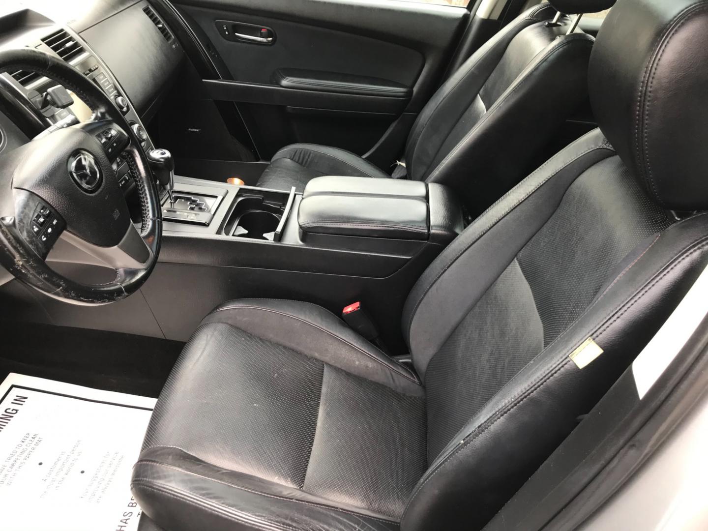 2013 Silver /Black Mazda CX-9 Touring (JM3TB3CV6D0) with an 3.7 V6 engine, Automatic transmission, located at 577 Chester Pike, Prospect Park, PA, 19076, (610) 237-1015, 39.886154, -75.302338 - Photo#11