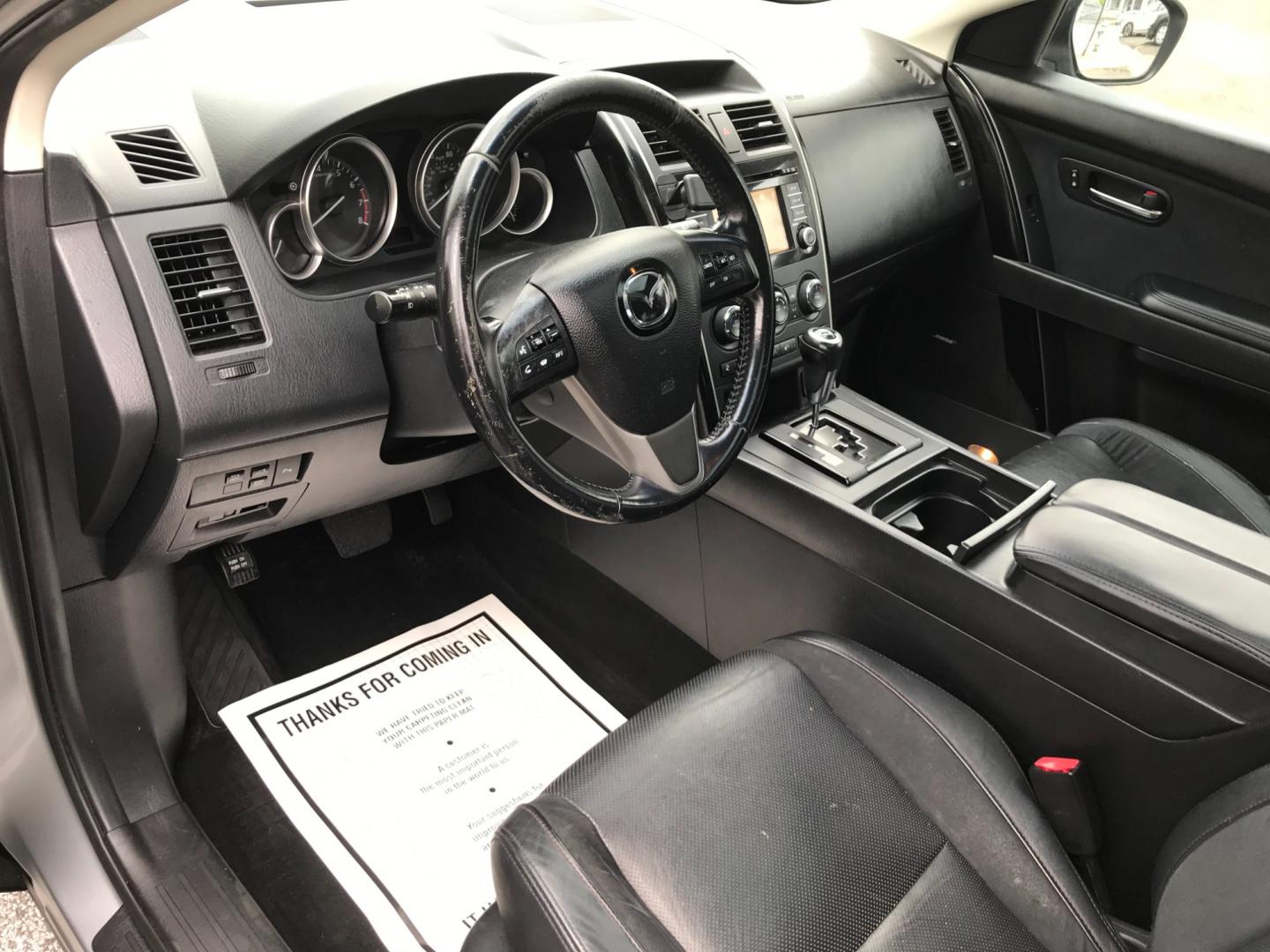2013 Silver /Black Mazda CX-9 Touring (JM3TB3CV6D0) with an 3.7 V6 engine, Automatic transmission, located at 577 Chester Pike, Prospect Park, PA, 19076, (610) 237-1015, 39.886154, -75.302338 - Photo#12