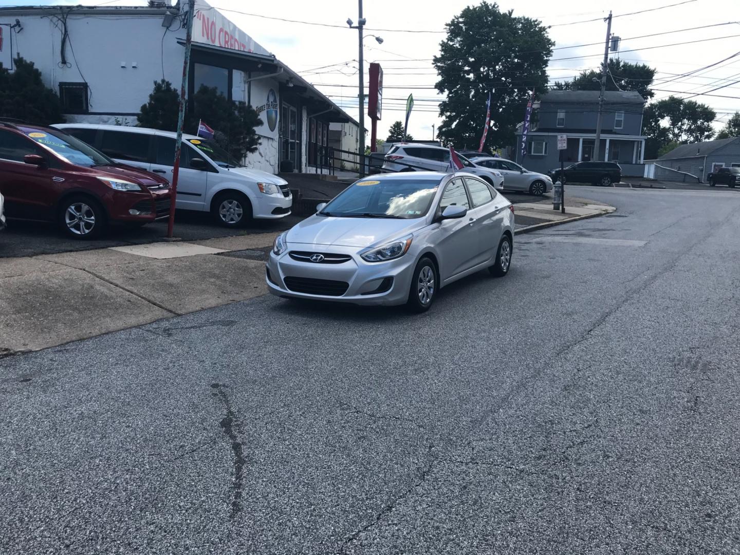 2016 Silver /Gray Hyundai Accent SE (KMHCT4AE2GU) with an 1.6 V4 engine, Automatic transmission, located at 577 Chester Pike, Prospect Park, PA, 19076, (610) 237-1015, 39.886154, -75.302338 - 2016 Hyundai Accent SE: Only 102k miles, great on gas, new PA inspection, runs LIKE NEW! This vehicle comes inspected and has been given a bumper to bumper safety check. It is very clean, reliable, and well maintained. We offer a unique pay plan that is known for being the easiest and fastest fin - Photo#1