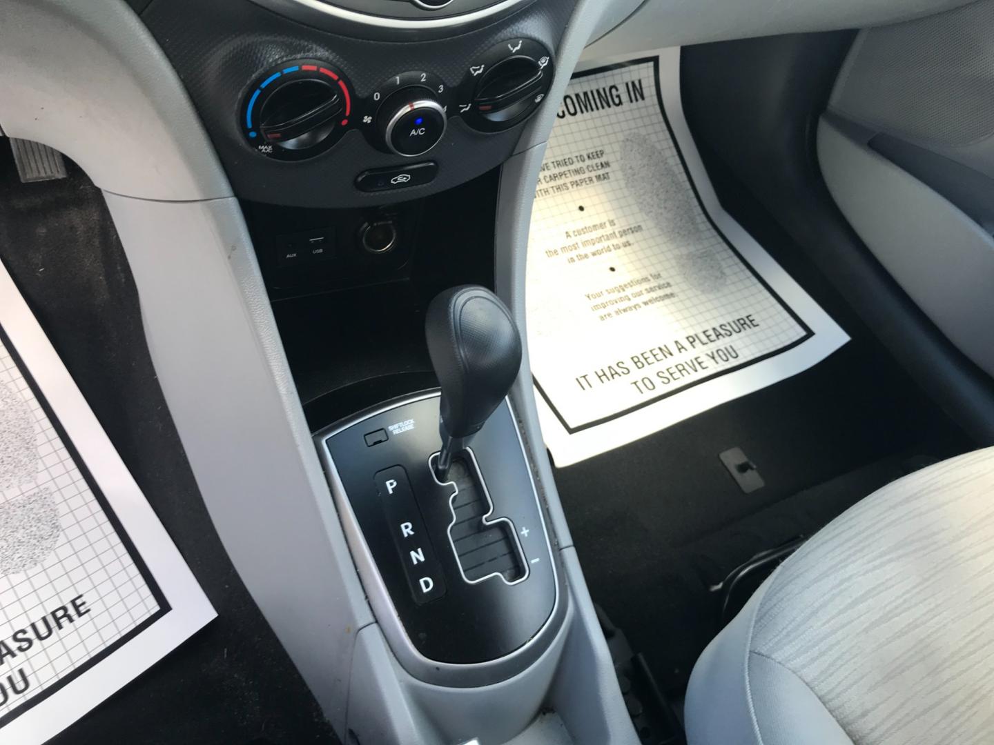 2016 Silver /Gray Hyundai Accent SE (KMHCT4AE2GU) with an 1.6 V4 engine, Automatic transmission, located at 577 Chester Pike, Prospect Park, PA, 19076, (610) 237-1015, 39.886154, -75.302338 - 2016 Hyundai Accent SE: Only 102k miles, great on gas, new PA inspection, runs LIKE NEW! This vehicle comes inspected and has been given a bumper to bumper safety check. It is very clean, reliable, and well maintained. We offer a unique pay plan that is known for being the easiest and fastest fin - Photo#15