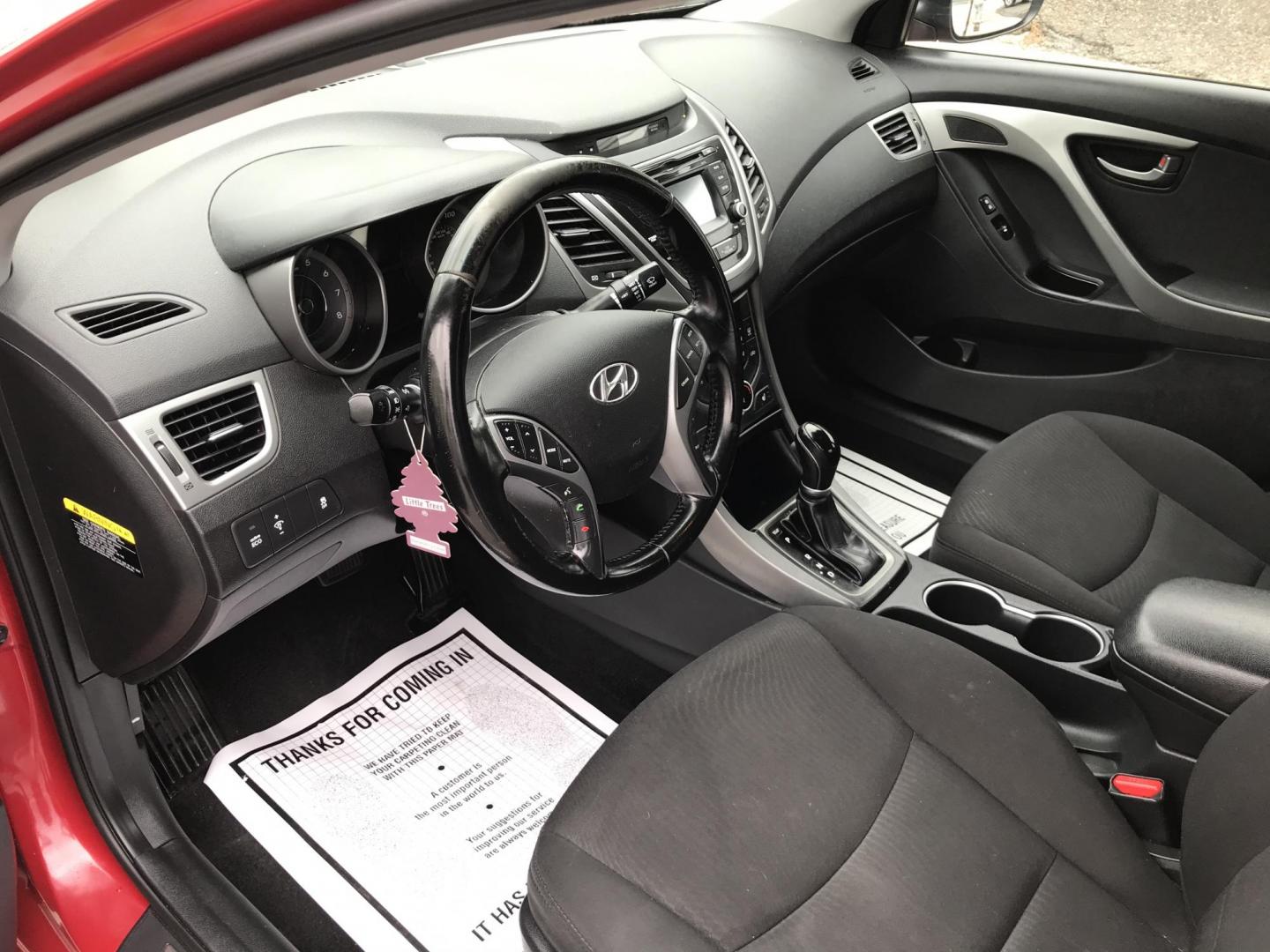 2016 Maroon /Gray Hyundai Elantra SE (KMHDH4AE5GU) with an 1.8 V4 engine, Automatic transmission, located at 577 Chester Pike, Prospect Park, PA, 19076, (610) 237-1015, 39.886154, -75.302338 - Photo#10