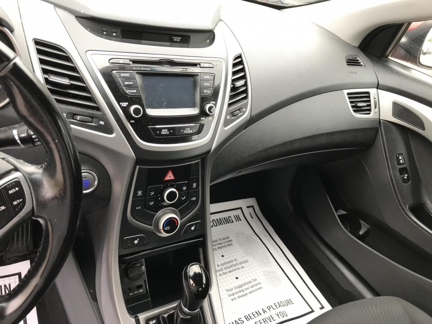 2016 Maroon /Gray Hyundai Elantra SE (KMHDH4AE5GU) with an 1.8 V4 engine, Automatic transmission, located at 577 Chester Pike, Prospect Park, PA, 19076, (610) 237-1015, 39.886154, -75.302338 - Photo#12