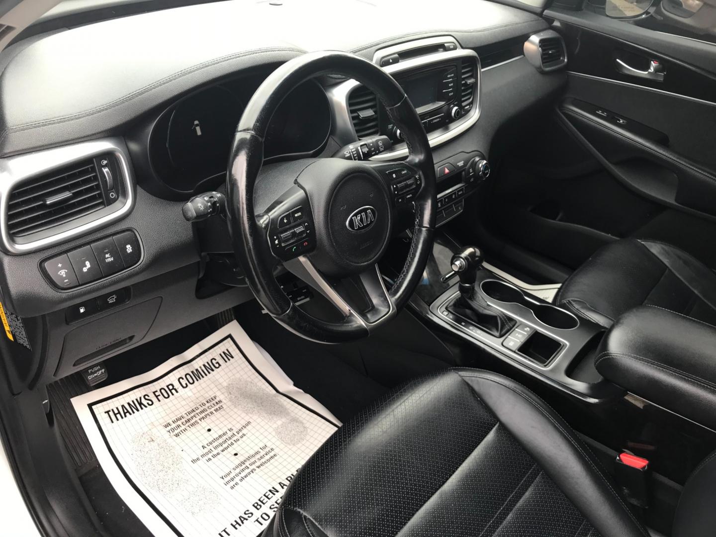 2016 White /Black Kia Sorento EX (5XYPHDA58GG) with an 3.3 V6 engine, Automatic transmission, located at 577 Chester Pike, Prospect Park, PA, 19076, (610) 237-1015, 39.886154, -75.302338 - 2016 Kia Sorento EX: Only 119k miles, 3rd row seating, AWD, backup camera, tow hitch, SUPER CLEAN, runs LIKE NEW! This vehicle comes inspected and has been given a bumper to bumper safety check. It is very clean, reliable, and well maintained. We offer a unique pay plan that is known for being th - Photo#12