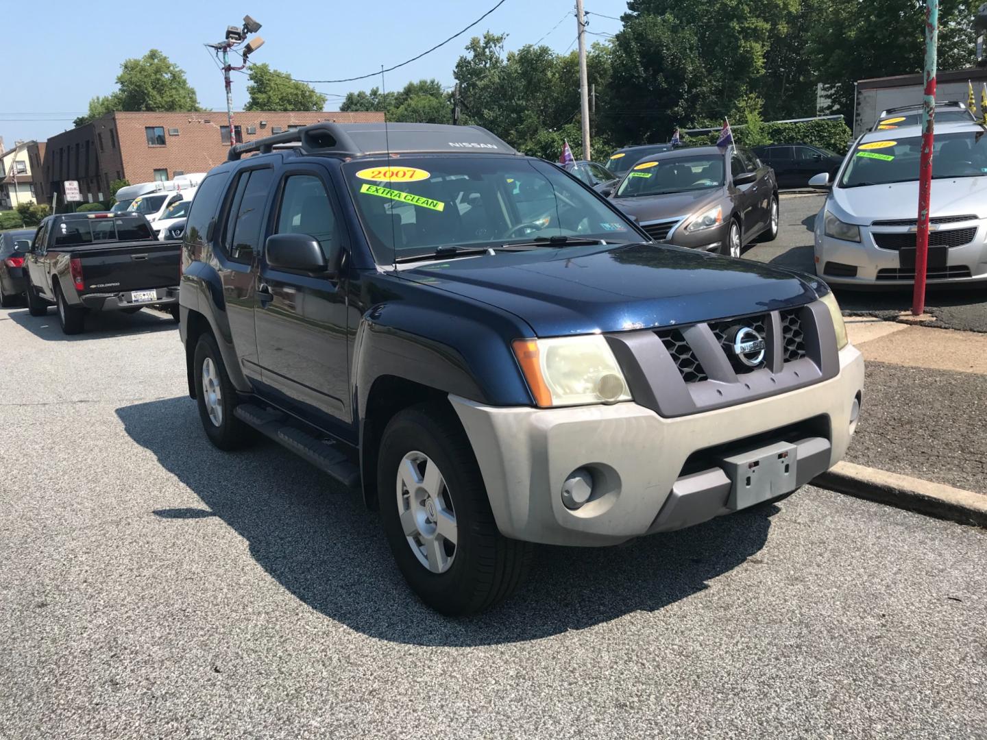 2007 Blue /Gray Nissan Xterra S (5N1AN08W67C) , Automatic transmission, located at 577 Chester Pike, Prospect Park, PA, 19076, (610) 237-1015, 39.886154, -75.302338 - 2007 Nissan Xterra: 4x4, new PA inspection, SUPER CLEAN, runs EXCELLENT! *Vehicle sold as-is* - Photo#2