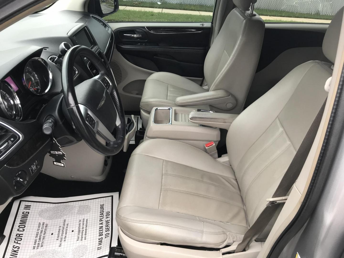 2013 /Gray Chrysler Town & Country Touring (2C4RC1BGXDR) with an 3.6L V6 DOHC 24V engine, 6-Speed Automatic transmission, located at 577 Chester Pike, Prospect Park, PA, 19076, (610) 237-1015, 39.886154, -75.302338 - 2013 Chrysler Town & Country Touring: Only 122k miles, DVD player, stow and go seating, backup camera, new PA inspection, runs LIKE NEW! This vehicle comes inspected and has been given a bumper to bumper safety check. It is very clean, reliable, and well maintained. We offer a unique pay plan tha - Photo#9