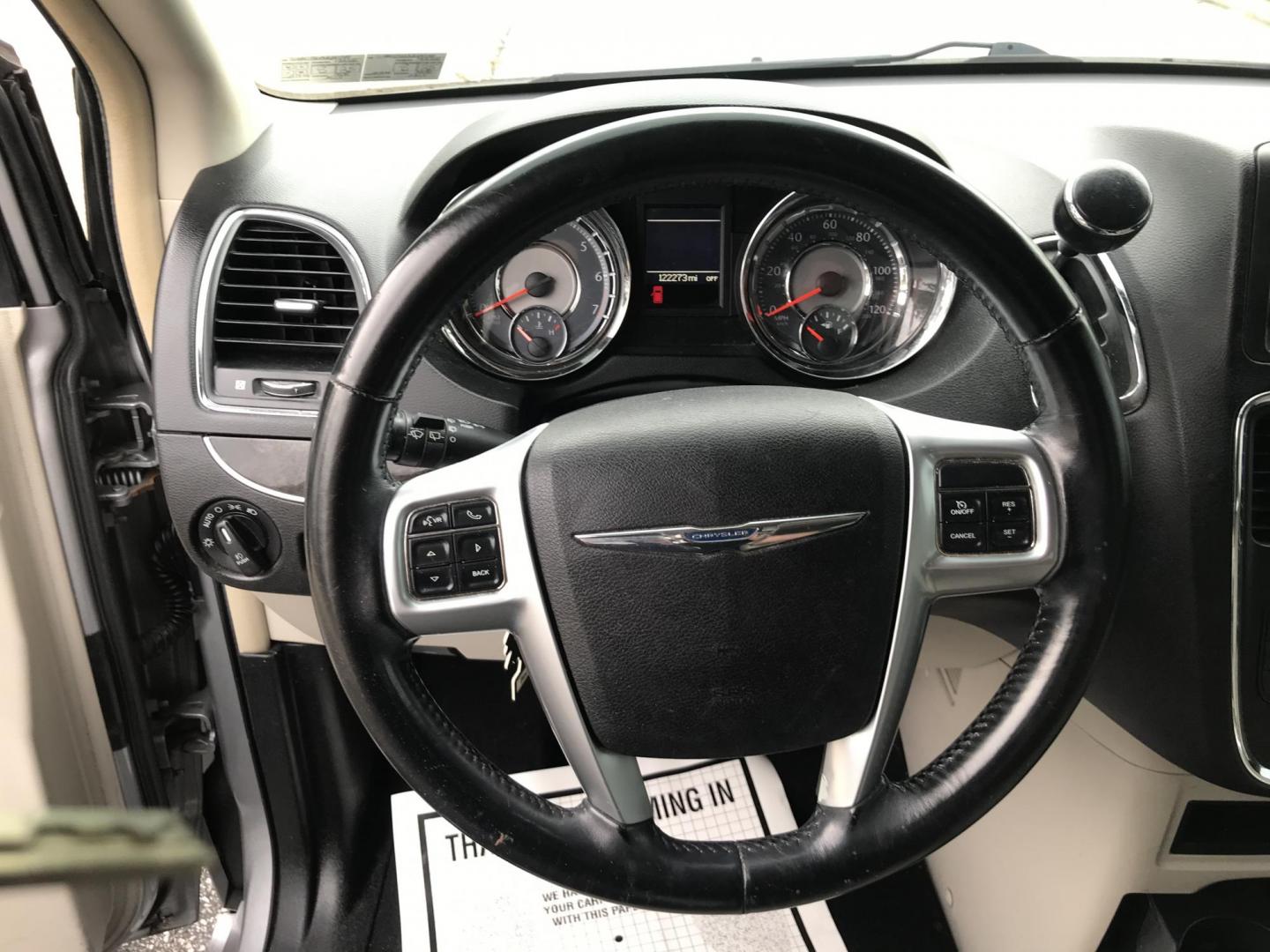 2013 /Gray Chrysler Town & Country Touring (2C4RC1BGXDR) with an 3.6L V6 DOHC 24V engine, 6-Speed Automatic transmission, located at 577 Chester Pike, Prospect Park, PA, 19076, (610) 237-1015, 39.886154, -75.302338 - 2013 Chrysler Town & Country Touring: Only 122k miles, DVD player, stow and go seating, backup camera, new PA inspection, runs LIKE NEW! This vehicle comes inspected and has been given a bumper to bumper safety check. It is very clean, reliable, and well maintained. We offer a unique pay plan tha - Photo#11