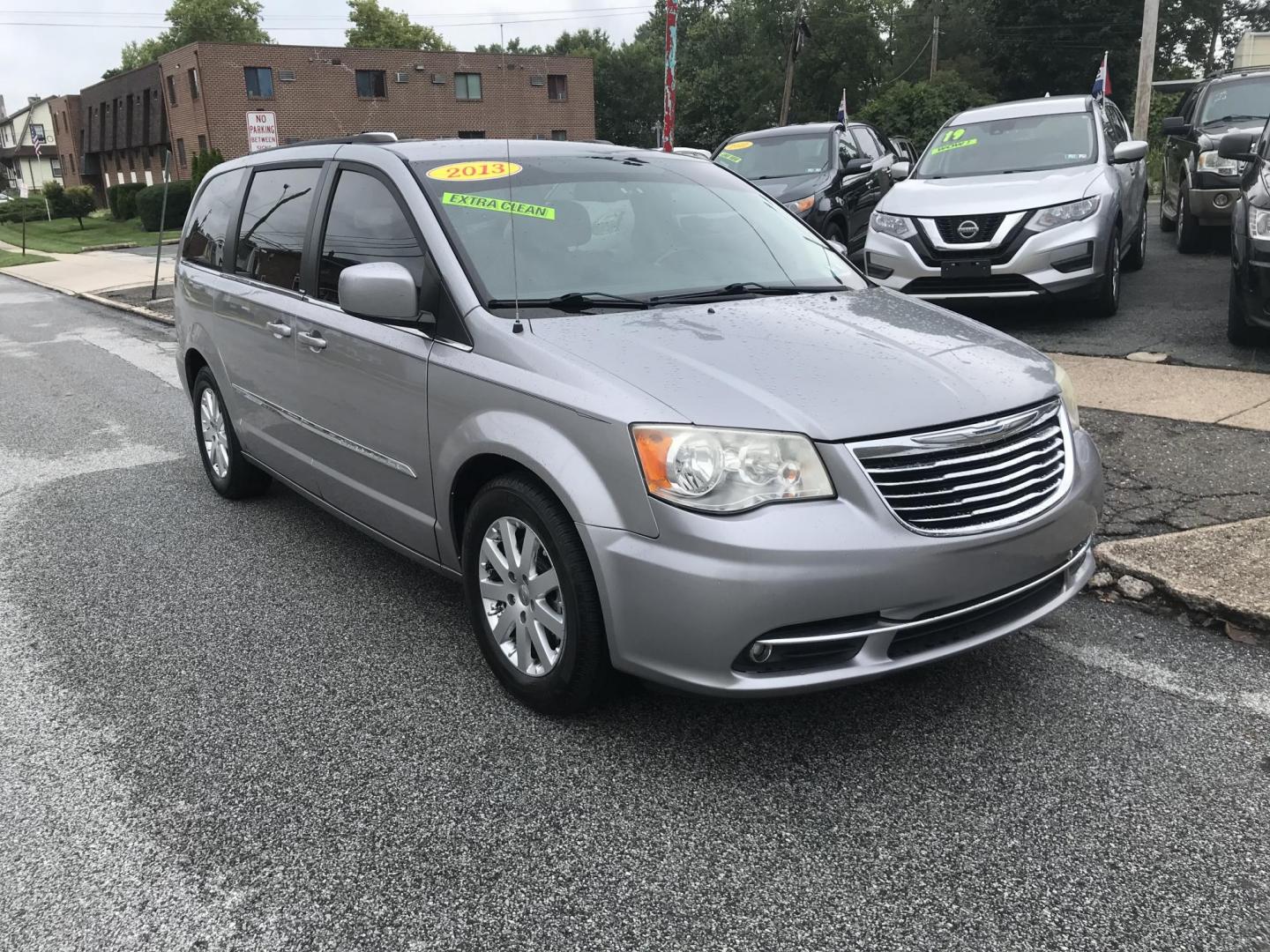 2013 /Gray Chrysler Town & Country Touring (2C4RC1BGXDR) with an 3.6L V6 DOHC 24V engine, 6-Speed Automatic transmission, located at 577 Chester Pike, Prospect Park, PA, 19076, (610) 237-1015, 39.886154, -75.302338 - 2013 Chrysler Town & Country Touring: Only 122k miles, DVD player, stow and go seating, backup camera, new PA inspection, runs LIKE NEW! This vehicle comes inspected and has been given a bumper to bumper safety check. It is very clean, reliable, and well maintained. We offer a unique pay plan tha - Photo#2
