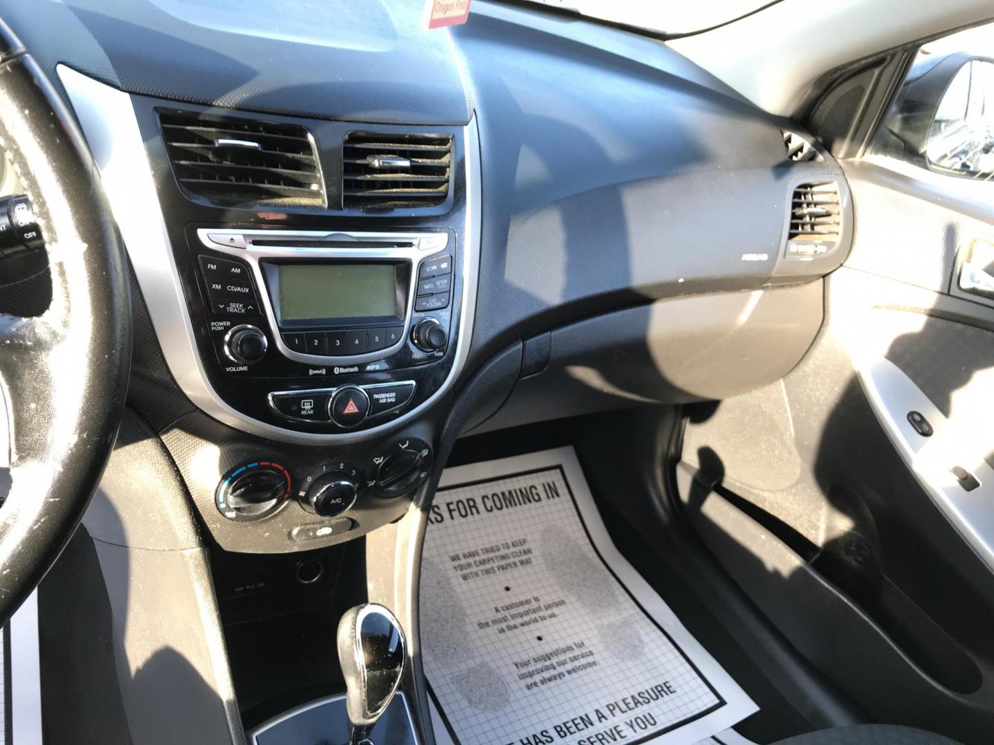 2012 Black /Gray Hyundai Accent GS 5-Door (KMHCU5AE5CU) with an 1.6L L4 DOHC 16V engine, Automatic transmission, located at 577 Chester Pike, Prospect Park, PA, 19076, (610) 237-1015, 39.886154, -75.302338 - 2012 Hyundai Accent Hatchback: Great on gas, aux port, new PA inspection, RUNS LIKE NEW! - Photo#10