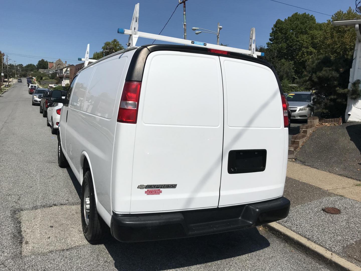 2017 White /Gray Chevrolet Express 2500 Cargo (1GCWGAFF7H1) with an 4.8L V8 FFV engine, 6A transmission, located at 577 Chester Pike, Prospect Park, PA, 19076, (610) 237-1015, 39.886154, -75.302338 - 2017 Chevrolet Express 2500 Cargo Van: Ladder racks, shelving, backup camera, partition, new PA inspection, FLEET MAINTAINED, runs LIKE NEW! This vehicle comes inspected and has been given a bumper to bumper safety check. It is very clean, reliable, and well maintained. We offer a unique pay plan - Photo#5