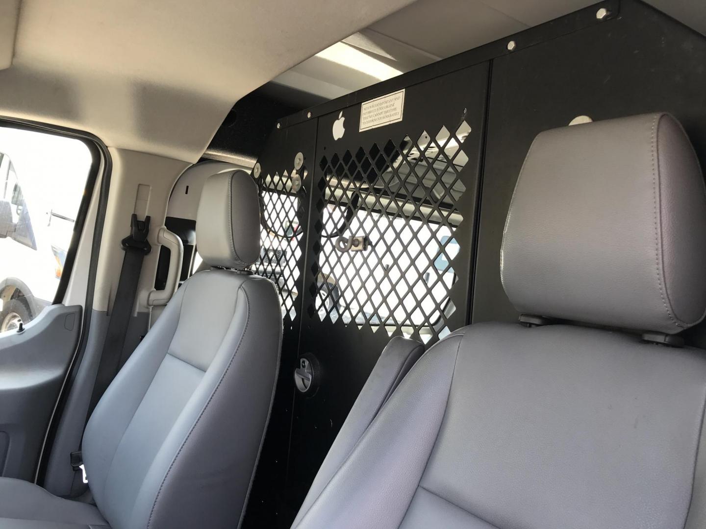 2015 White /Gray Ford Transit 150 Van Low Roof w/Sliding Pass. 130-in. WB (1FTNE1YM7FK) with an 3.7L V6 DOHC 24V engine, 6-Speed Automatic transmission, located at 577 Chester Pike, Prospect Park, PA, 19076, (610) 237-1015, 39.886154, -75.302338 - Photo#8