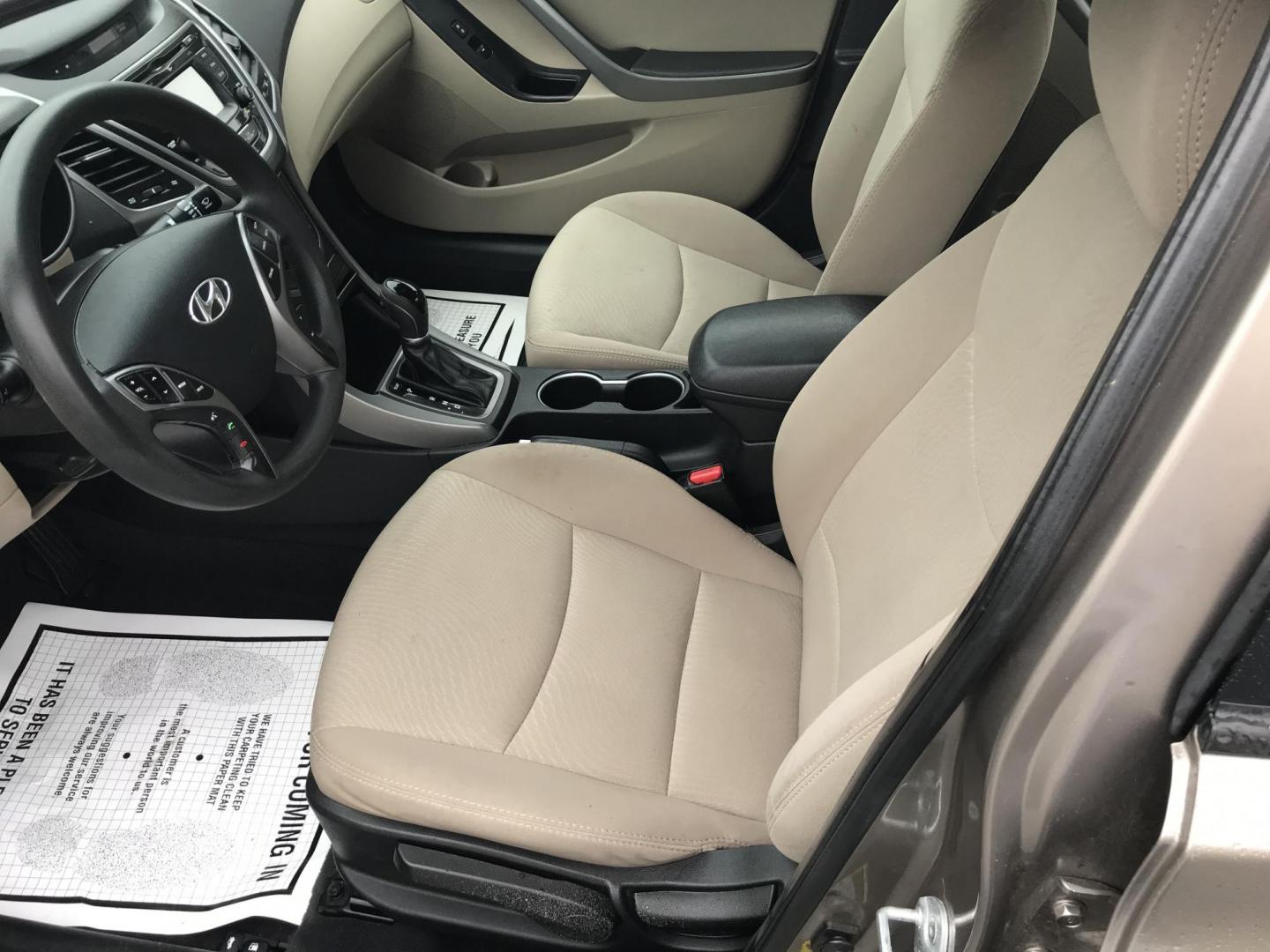 2015 Gray /Gray Hyundai Elantra SE (5NPDH4AE6FH) with an 1.8L L4 DOHC 16V engine, 6-Speed Automatic transmission, located at 577 Chester Pike, Prospect Park, PA, 19076, (610) 237-1015, 39.886154, -75.302338 - 2015 Hyundai Elantra SE: Great on gas, new PA inspection, SUPER CLEAN, runs LIKE NEW! This vehicle comes inspected and has been given a bumper to bumper safety check. It is very clean, reliable, and well maintained. We offer a unique pay plan that is known for being the easiest and fastest financ - Photo#10