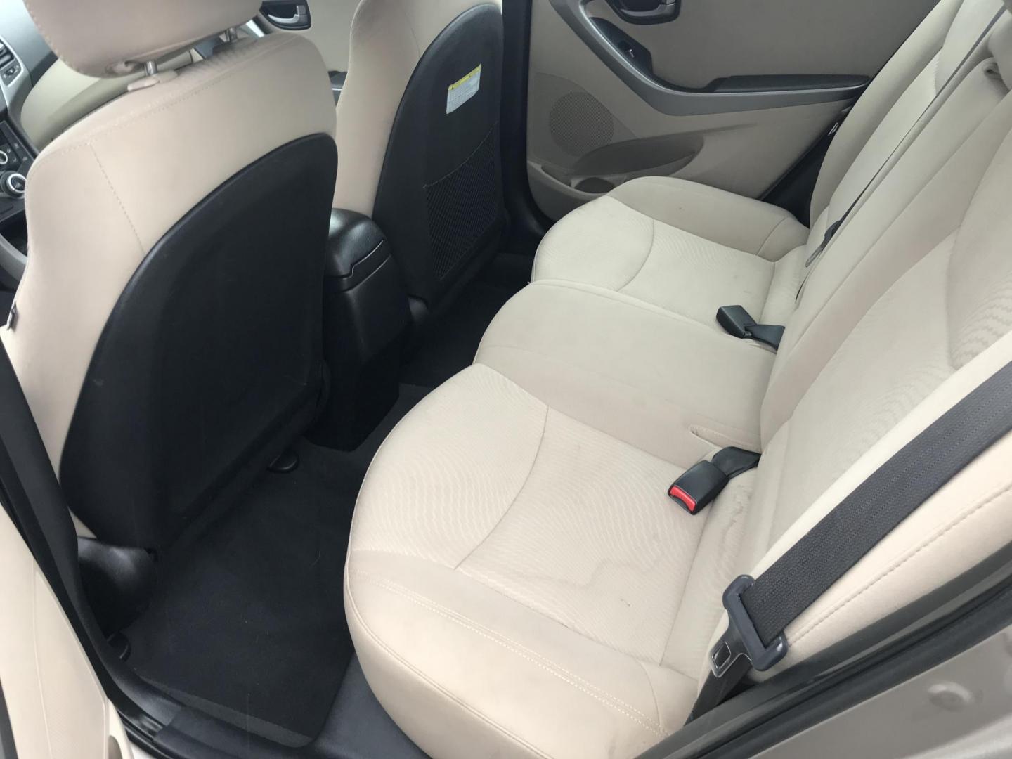 2015 Gray /Gray Hyundai Elantra SE (5NPDH4AE6FH) with an 1.8L L4 DOHC 16V engine, 6-Speed Automatic transmission, located at 577 Chester Pike, Prospect Park, PA, 19076, (610) 237-1015, 39.886154, -75.302338 - 2015 Hyundai Elantra SE: Great on gas, new PA inspection, SUPER CLEAN, runs LIKE NEW! This vehicle comes inspected and has been given a bumper to bumper safety check. It is very clean, reliable, and well maintained. We offer a unique pay plan that is known for being the easiest and fastest financ - Photo#17