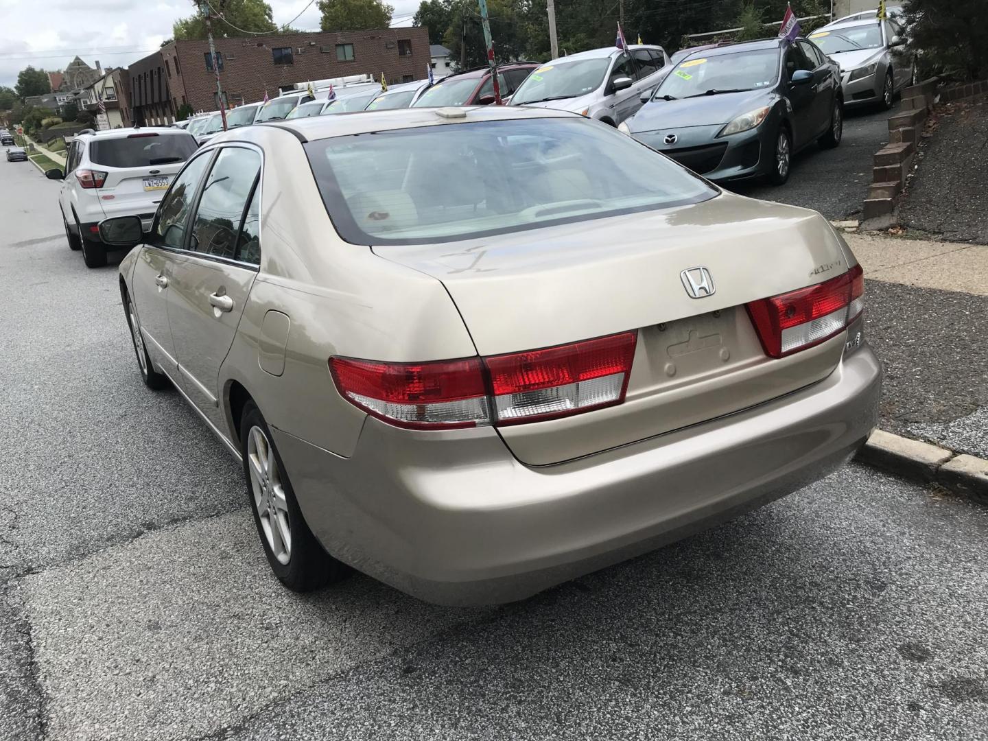 2004 Gold /Tan Honda Accord EX V-6 Sedan (1HGCM66594A) with an 3.0L V6 SOHC 24V engine, 5-Speed Automatic Overdrive transmission, located at 577 Chester Pike, Prospect Park, PA, 19076, (610) 237-1015, 39.886154, -75.302338 - Photo#4
