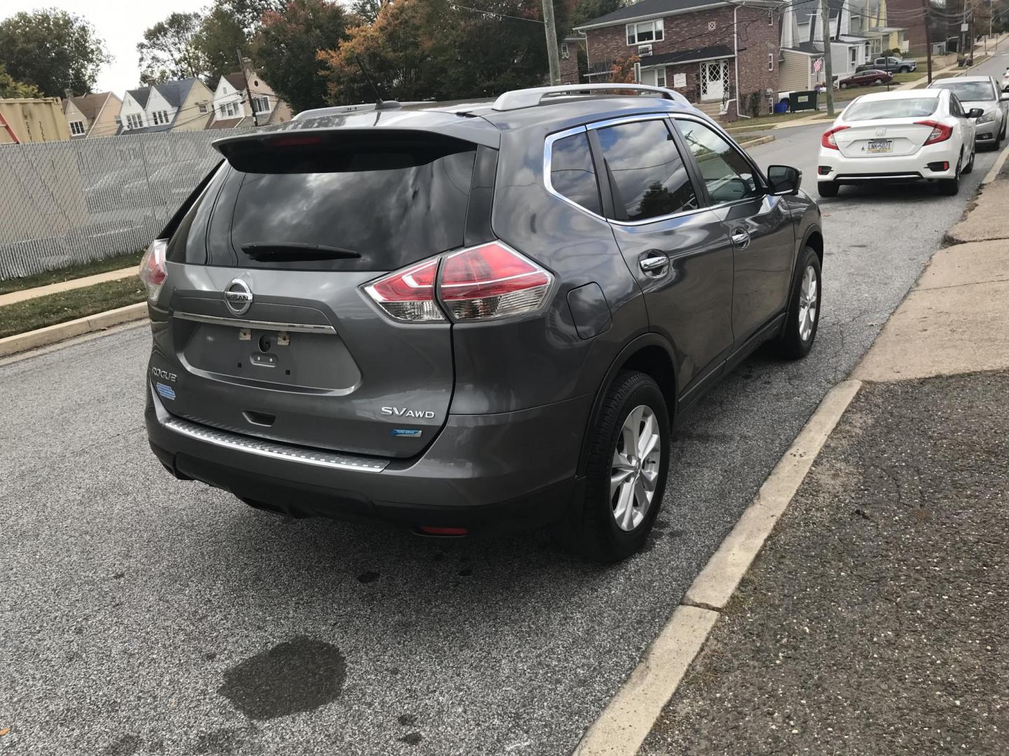 2014 Gray /Gray Nissan Rogue S AWD (5N1AT2MV2EC) with an 2.5L L4 DOHC 16V engine, Continuously Variable Transmission transmission, located at 577 Chester Pike, Prospect Park, PA, 19076, (610) 237-1015, 39.886154, -75.302338 - 2014 Nissan Rogue S: AWD, backup camera, new PA inspection, SUPER CLEAN, runs LIKE NEW! This vehicle comes inspected and has been given a bumper to bumper safety check. It is very clean, reliable, and well maintained. We offer a unique pay plan that is known for being the easiest and fastest fina - Photo#4