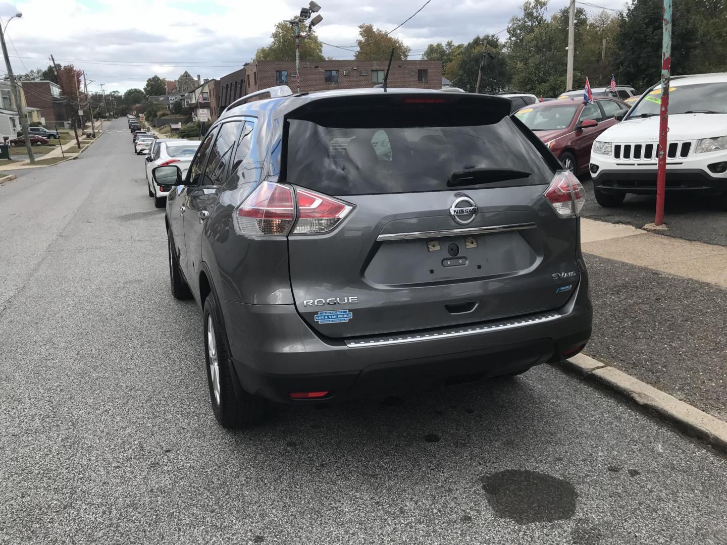 2014 Gray /Gray Nissan Rogue S AWD (5N1AT2MV2EC) with an 2.5L L4 DOHC 16V engine, Continuously Variable Transmission transmission, located at 577 Chester Pike, Prospect Park, PA, 19076, (610) 237-1015, 39.886154, -75.302338 - 2014 Nissan Rogue S: AWD, backup camera, new PA inspection, SUPER CLEAN, runs LIKE NEW! This vehicle comes inspected and has been given a bumper to bumper safety check. It is very clean, reliable, and well maintained. We offer a unique pay plan that is known for being the easiest and fastest fina - Photo#6