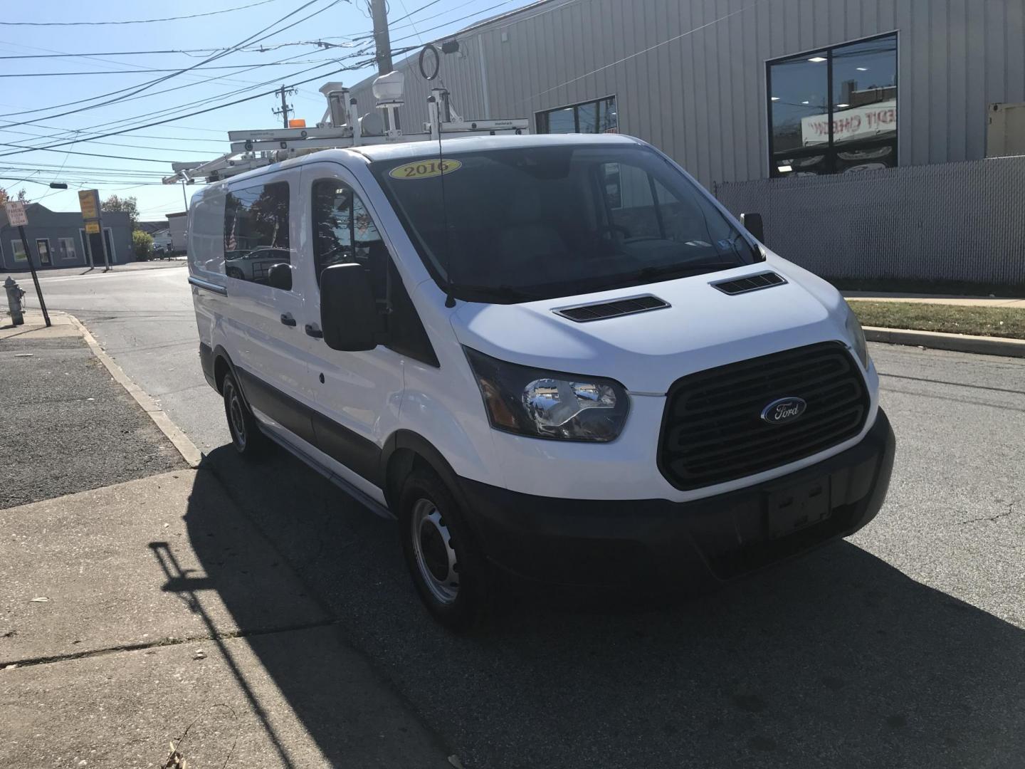 2016 White /Gray Ford Transit 150 Van Low Roof w/Sliding Pass. 130-in. WB (1FTYE1YM0GK) with an 3.7L V6 DOHC 24V engine, 6A transmission, located at 577 Chester Pike, Prospect Park, PA, 19076, (610) 237-1015, 39.886154, -75.302338 - Photo#3
