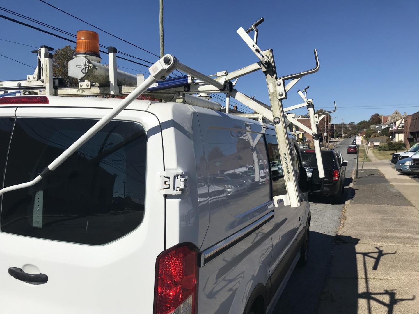 2016 White /Gray Ford Transit 150 Van Low Roof w/Sliding Pass. 130-in. WB (1FTYE1YM0GK) with an 3.7L V6 DOHC 24V engine, 6A transmission, located at 577 Chester Pike, Prospect Park, PA, 19076, (610) 237-1015, 39.886154, -75.302338 - Photo#5