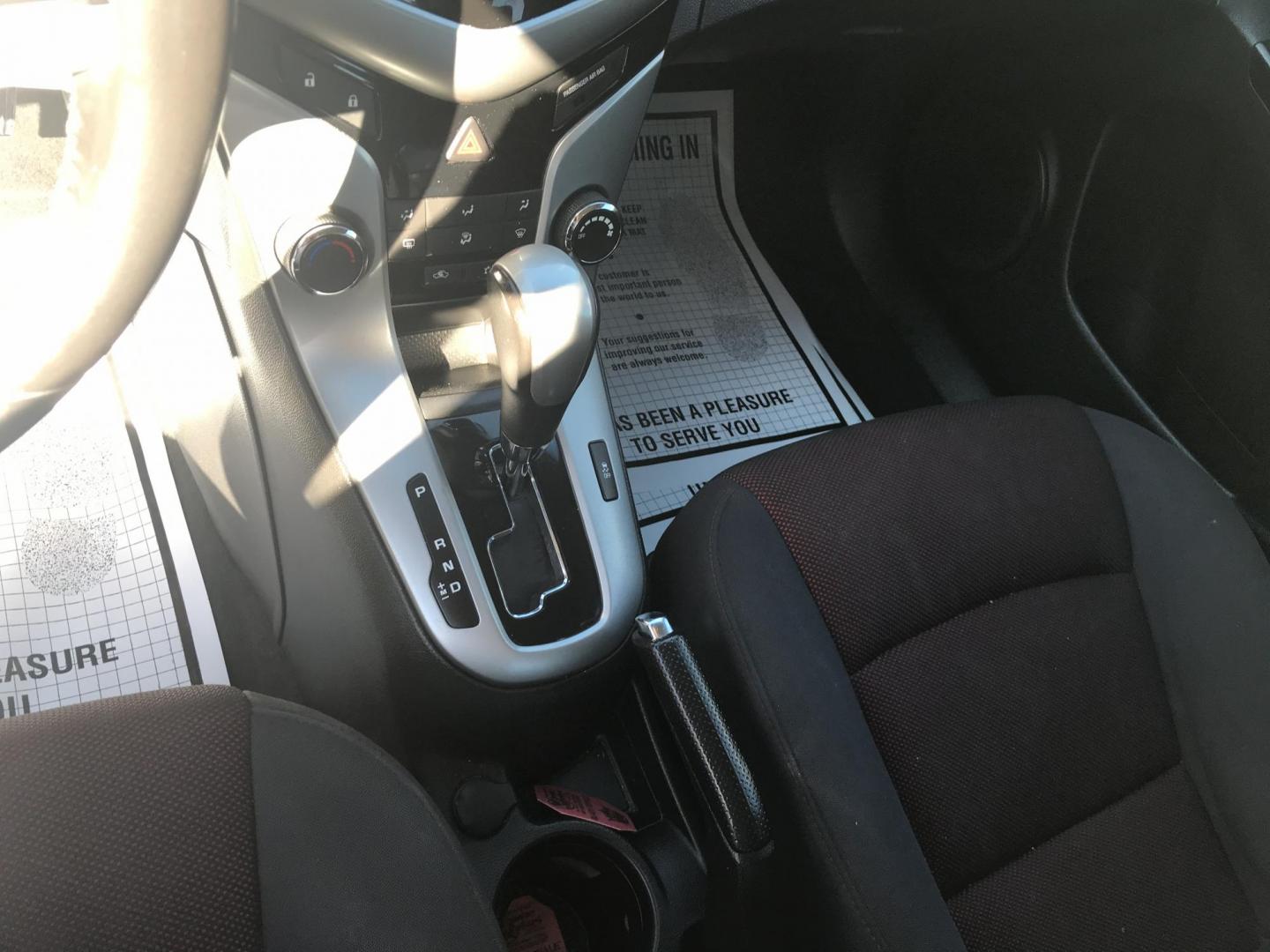 2014 Silver /Gray Chevrolet Cruze 1LT Auto (1G1PC5SB6E7) with an 1.4L L4 DOHC 16V TURBO engine, 6-Speed Automatic transmission, located at 577 Chester Pike, Prospect Park, PA, 19076, (610) 237-1015, 39.886154, -75.302338 - 2014 Chevy Cruze: Only 133k miles, new PA inspection, great on gas, runs EXCELLENT! This vehicle comes inspected and has been given a bumper to bumper safety check. It is very clean, reliable, and well maintained. We offer a unique pay plan that is known for being the easiest and fastest financin - Photo#12