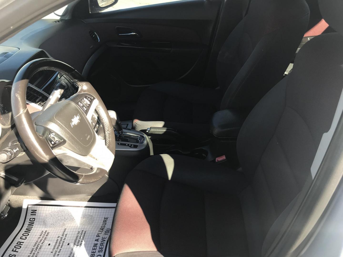 2014 Silver /Gray Chevrolet Cruze 1LT Auto (1G1PC5SB6E7) with an 1.4L L4 DOHC 16V TURBO engine, 6-Speed Automatic transmission, located at 577 Chester Pike, Prospect Park, PA, 19076, (610) 237-1015, 39.886154, -75.302338 - 2014 Chevy Cruze: Only 133k miles, new PA inspection, great on gas, runs EXCELLENT! This vehicle comes inspected and has been given a bumper to bumper safety check. It is very clean, reliable, and well maintained. We offer a unique pay plan that is known for being the easiest and fastest financin - Photo#9