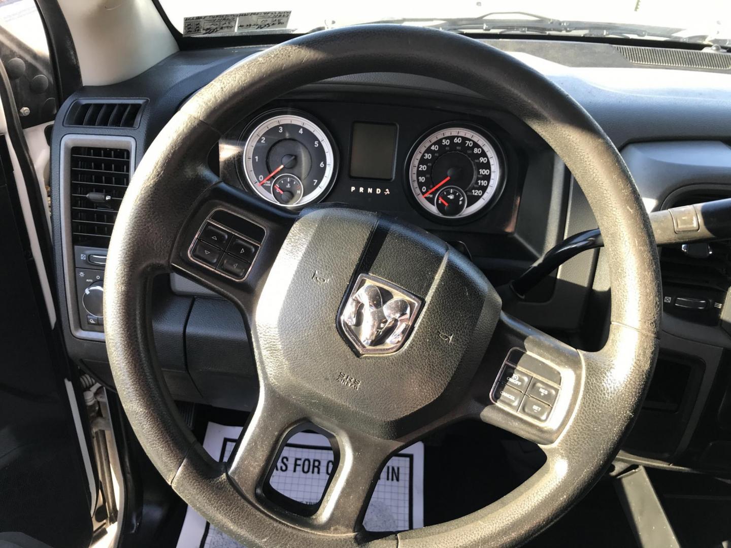 2015 White /Gray RAM 1500 Tradesman Quad Cab (1C6RR6FT4FS) with an 5.7L V8 OHV 16V engine, 6-Speed Automatic transmission, located at 577 Chester Pike, Prospect Park, PA, 19076, (610) 237-1015, 39.886154, -75.302338 - 2015 Ram 1500: Crew Cab (4 Door), 5.7 Liter HEMI Engine, trailer hitch, new PA inspection, runs LIKE NEW! This vehicle comes inspected and has been given a bumper to bumper safety check. It is very clean, reliable, and well maintained. We offer a unique pay plan that is known for being the easies - Photo#13