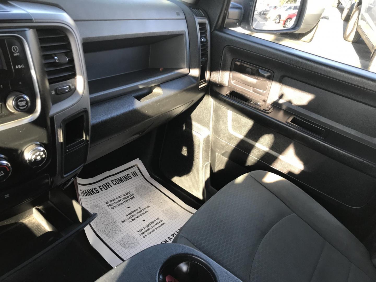 2015 White /Gray RAM 1500 Tradesman Quad Cab (1C6RR6FT4FS) with an 5.7L V8 OHV 16V engine, 6-Speed Automatic transmission, located at 577 Chester Pike, Prospect Park, PA, 19076, (610) 237-1015, 39.886154, -75.302338 - 2015 Ram 1500: Crew Cab (4 Door), 5.7 Liter HEMI Engine, trailer hitch, new PA inspection, runs LIKE NEW! This vehicle comes inspected and has been given a bumper to bumper safety check. It is very clean, reliable, and well maintained. We offer a unique pay plan that is known for being the easies - Photo#17