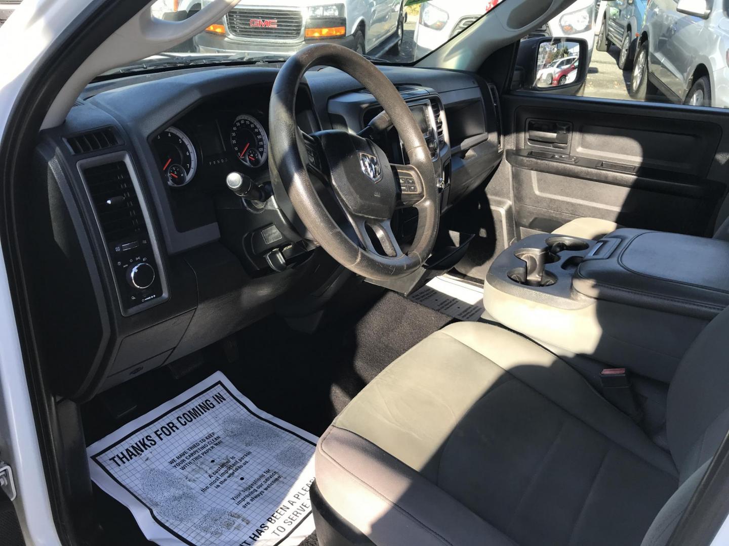 2015 White /Gray RAM 1500 Tradesman Quad Cab (1C6RR6FT4FS) with an 5.7L V8 OHV 16V engine, 6-Speed Automatic transmission, located at 577 Chester Pike, Prospect Park, PA, 19076, (610) 237-1015, 39.886154, -75.302338 - 2015 Ram 1500: Crew Cab (4 Door), 5.7 Liter HEMI Engine, trailer hitch, new PA inspection, runs LIKE NEW! This vehicle comes inspected and has been given a bumper to bumper safety check. It is very clean, reliable, and well maintained. We offer a unique pay plan that is known for being the easies - Photo#8