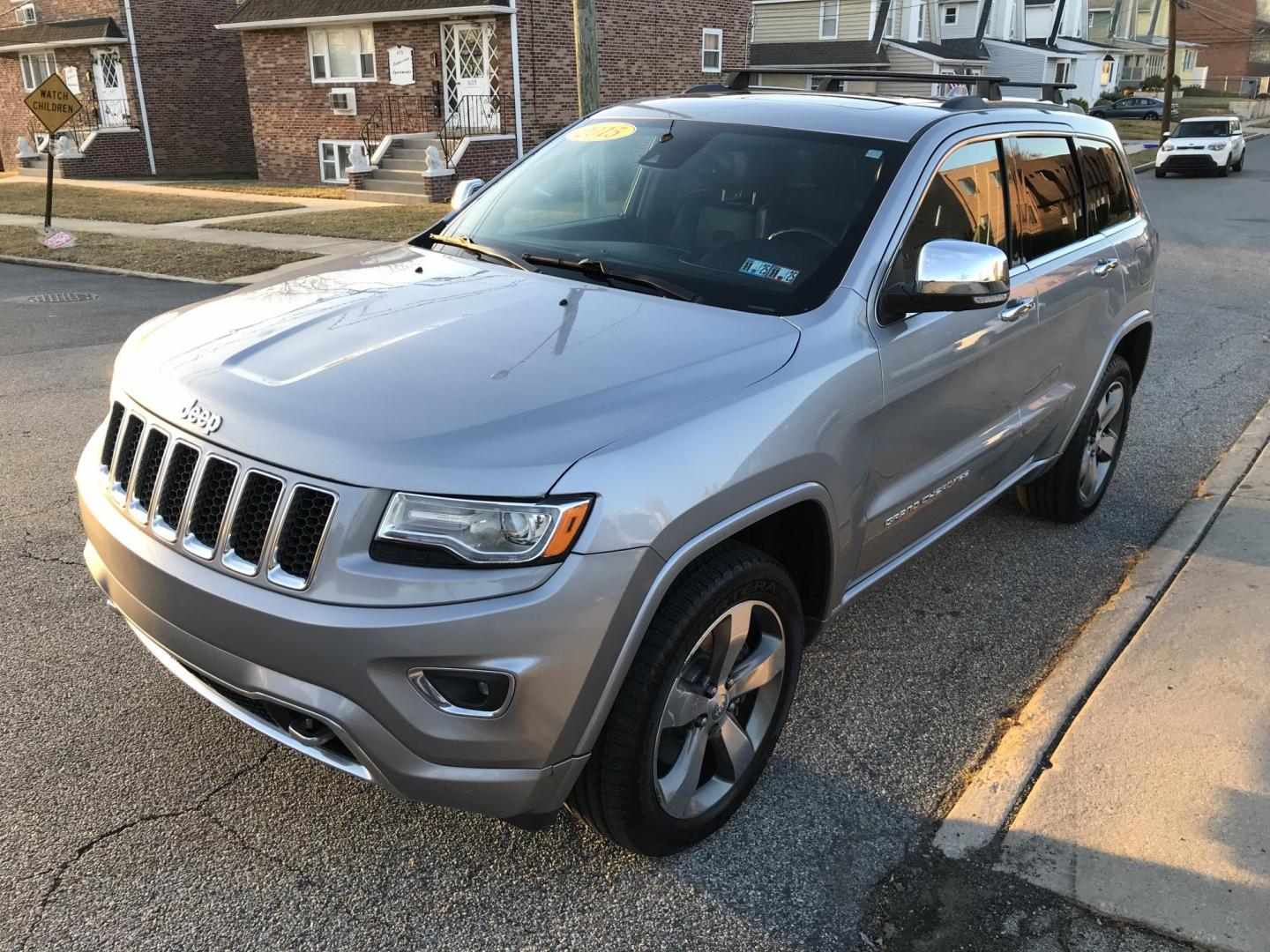 2015 Silver /Black Jeep Grand Cherokee Overland 4WD (1C4RJFCT3FC) with an 5.7L V8 OHV 16V engine, 8-Speed Automatic transmission, located at 577 Chester Pike, Prospect Park, PA, 19076, (610) 237-1015, 39.886154, -75.302338 - 2015 Jeep Grand Cherokee Overland: Sunroof, backup camera, trailer hitch, black leather interior, 4x4, SUPER CLEAN and runs LIKE NEW! This vehicle comes inspected and has been given a bumper to bumper safety check. It is very clean, reliable, and well maintained. We offer a unique pay plan that i - Photo#4